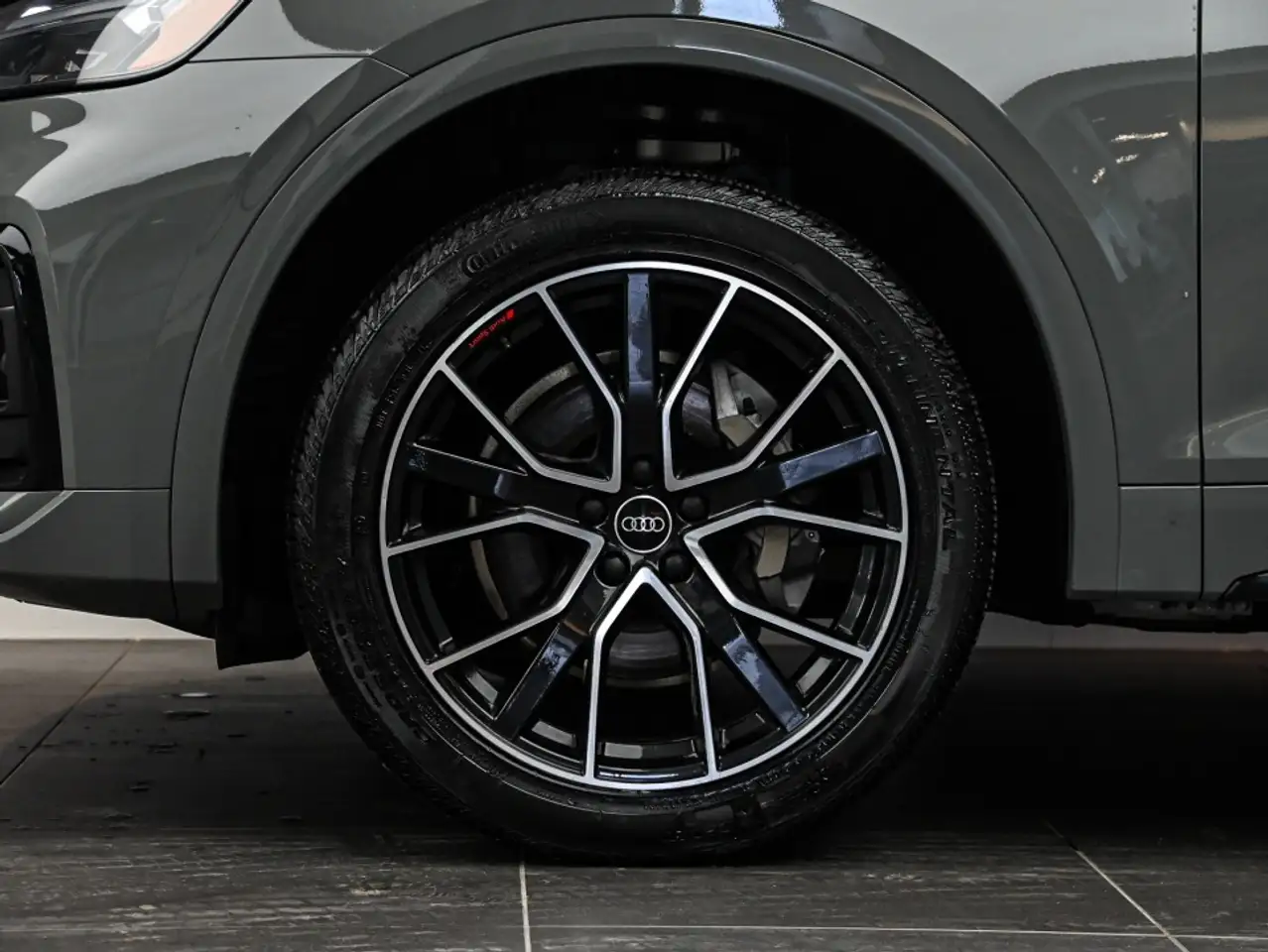 Audi Q5 снимка Audi Q5