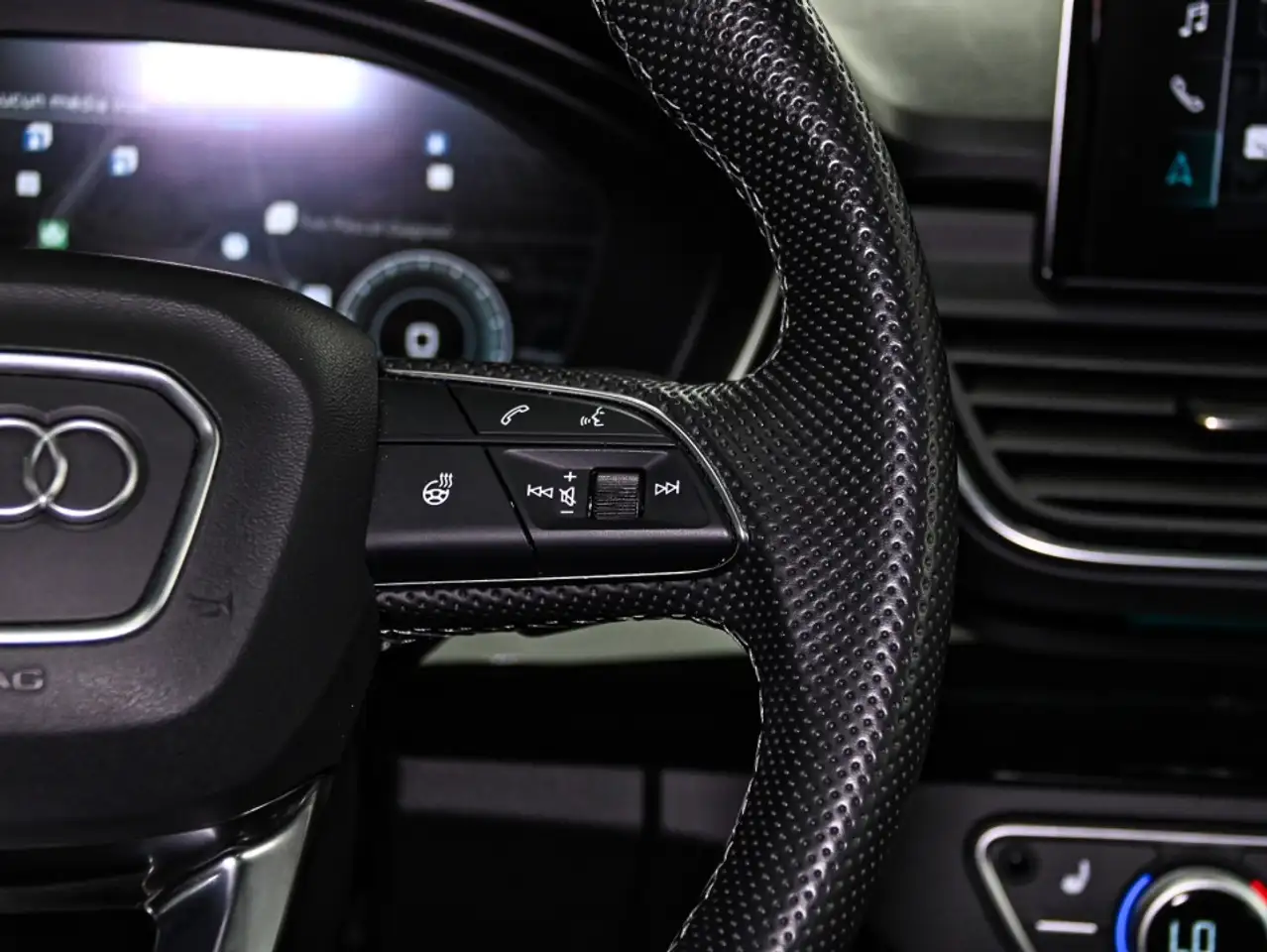 Audi Q5 снимка Audi Q5