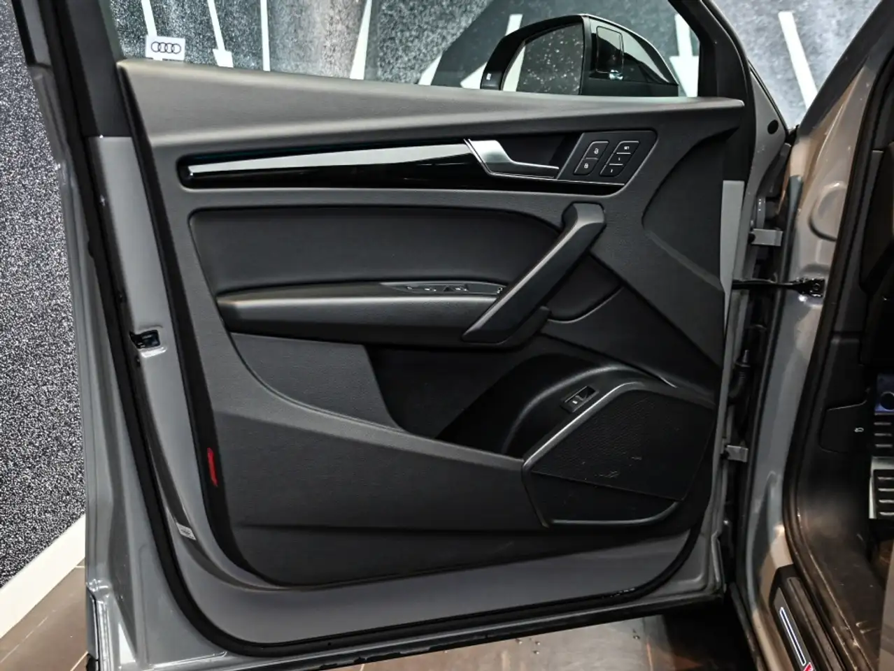 Audi Q5 снимка Audi Q5