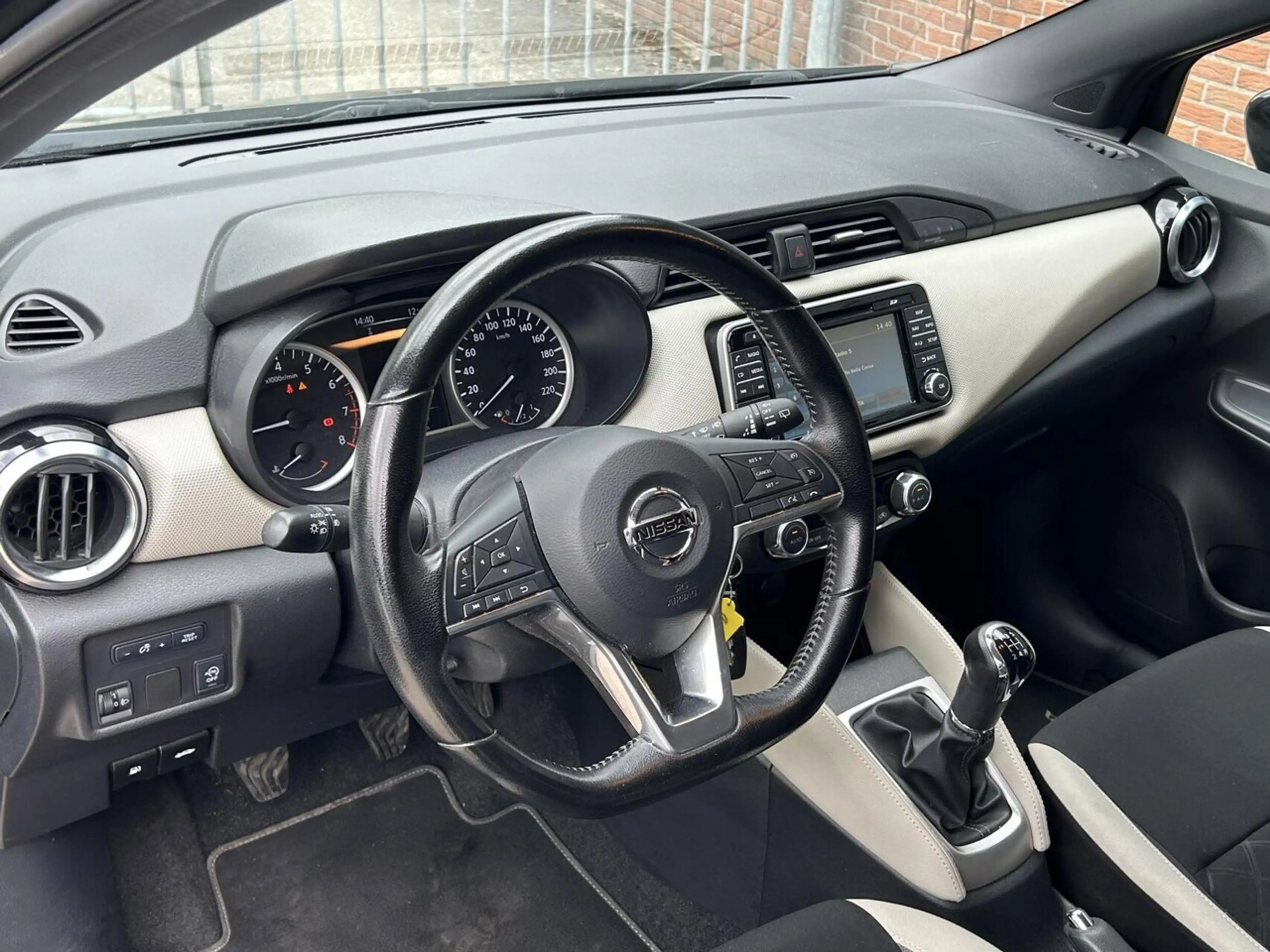 Nissan Micra 0.9 IG-T Navigatie/Ecc/Lmv/Pr-Glass/Camera — photo 9