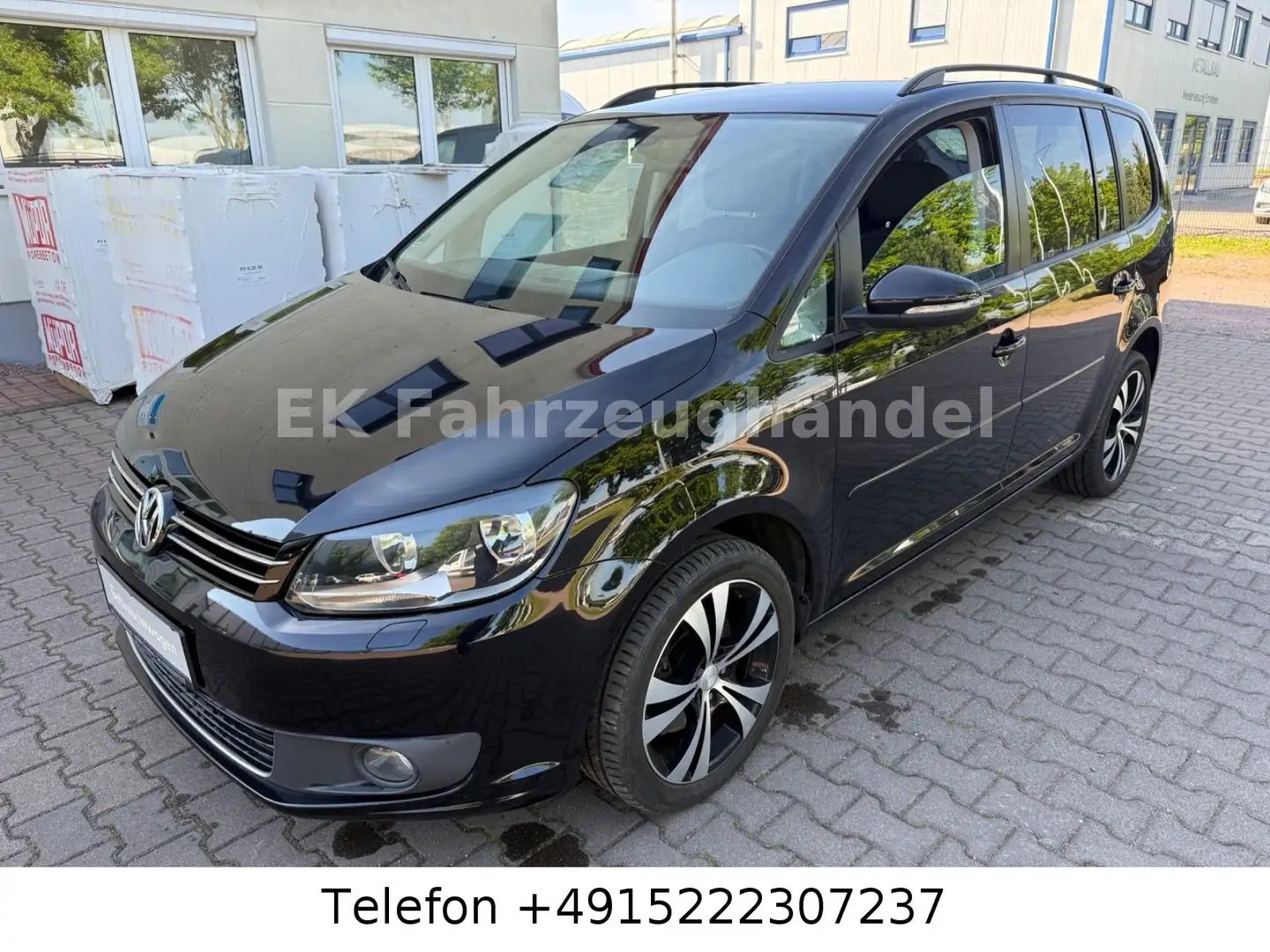 Volkswagen Touran Comfortline Schwarz - 1