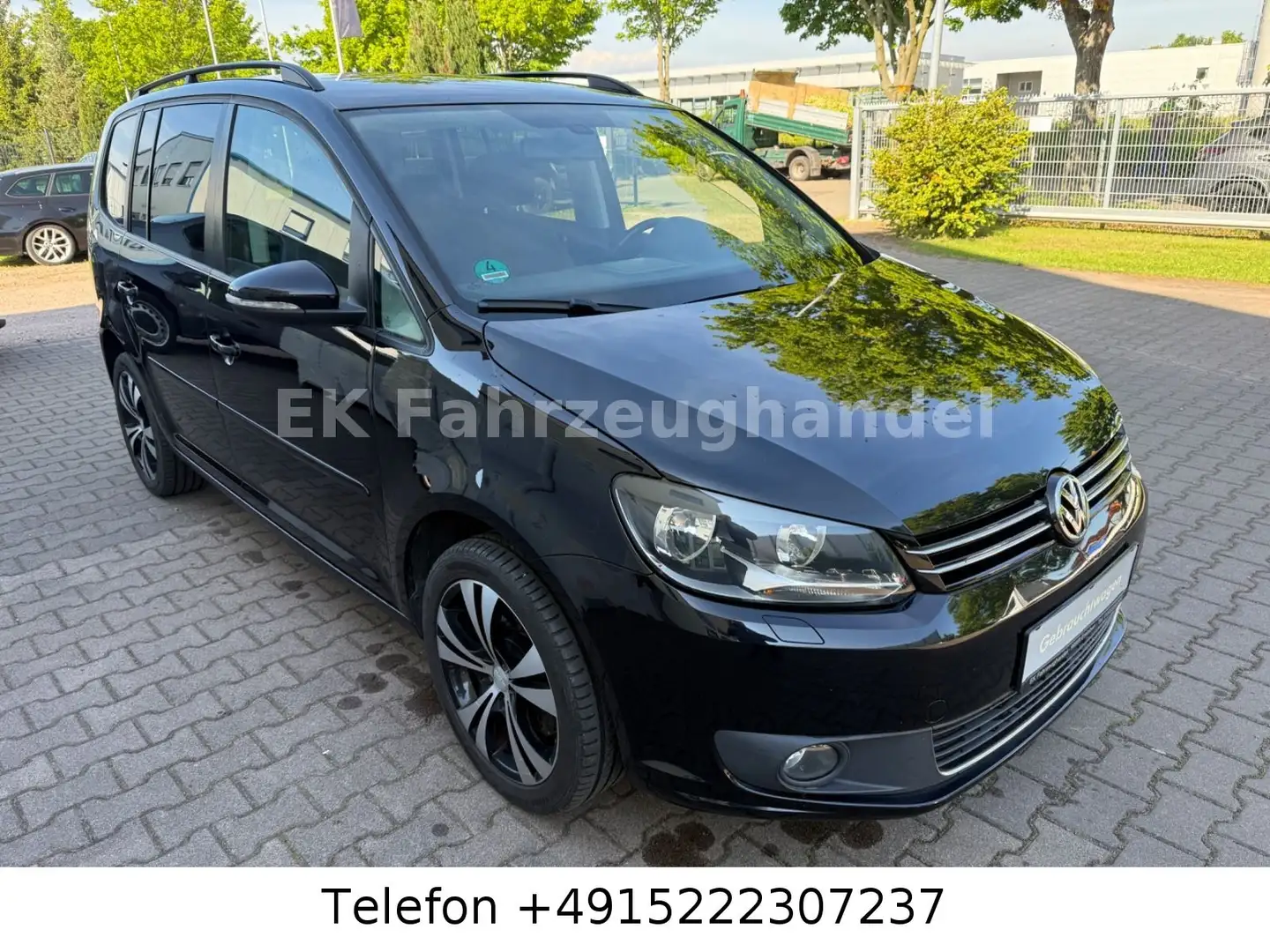 Volkswagen Touran Comfortline Schwarz - 2