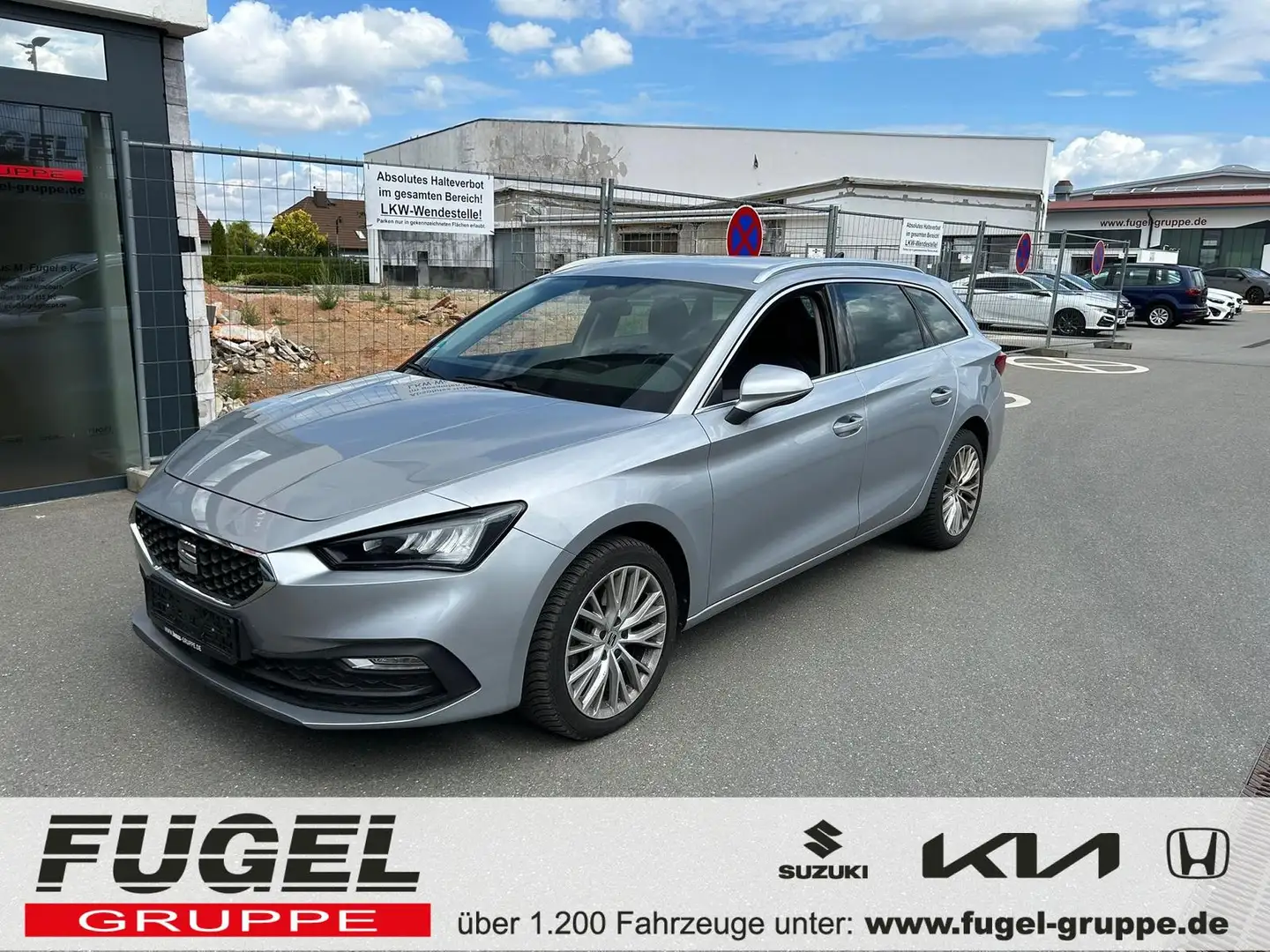 SEAT Leon ST 2.0 TDI DSG Xcellence virt.Cock.|LED|Winter|Nav Silber - 1