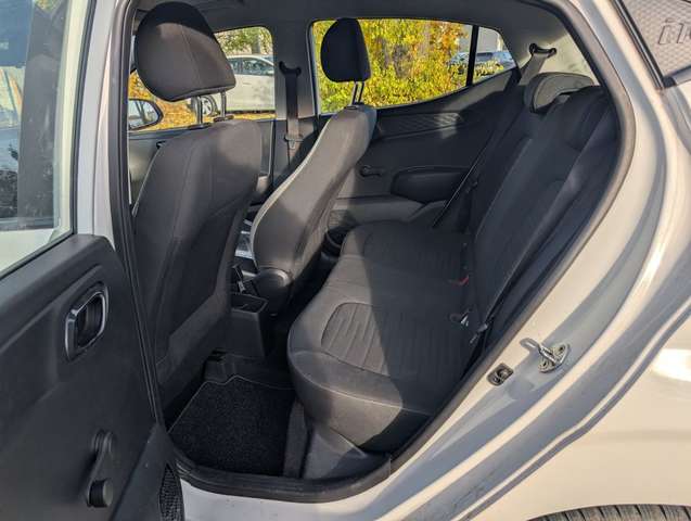 Hyundai i10 Select/1.Hand/Scheckheft/Klima/Spurhalteassistent