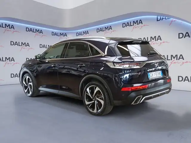 DS Automobiles DS 7 Crossback view 3