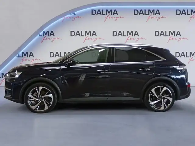 DS Automobiles DS 7 Crossback view 2