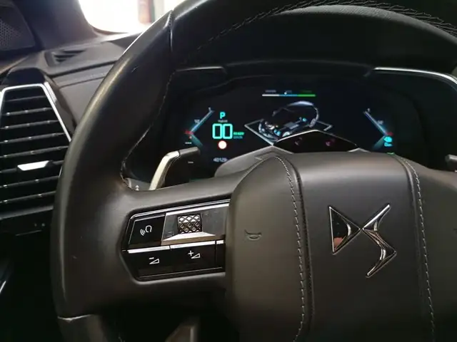 DS Automobiles DS 7 Crossback view 18