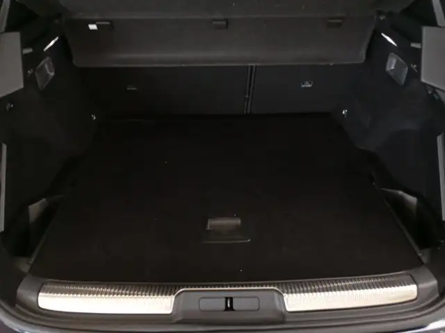 DS Automobiles DS 7 Crossback view 15