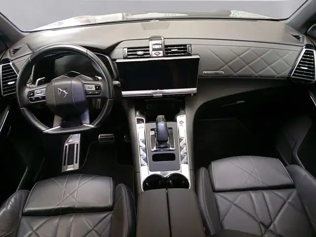 DS Automobiles DS 7 Crossback view 11
