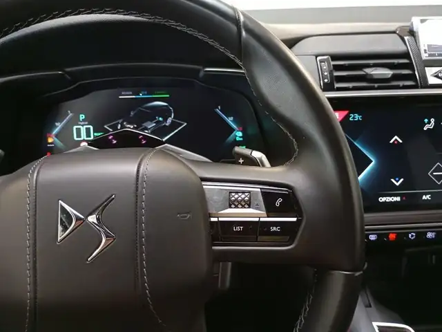 DS Automobiles DS 7 Crossback view 19