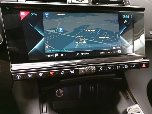 DS Automobiles DS 7 Crossback view 21