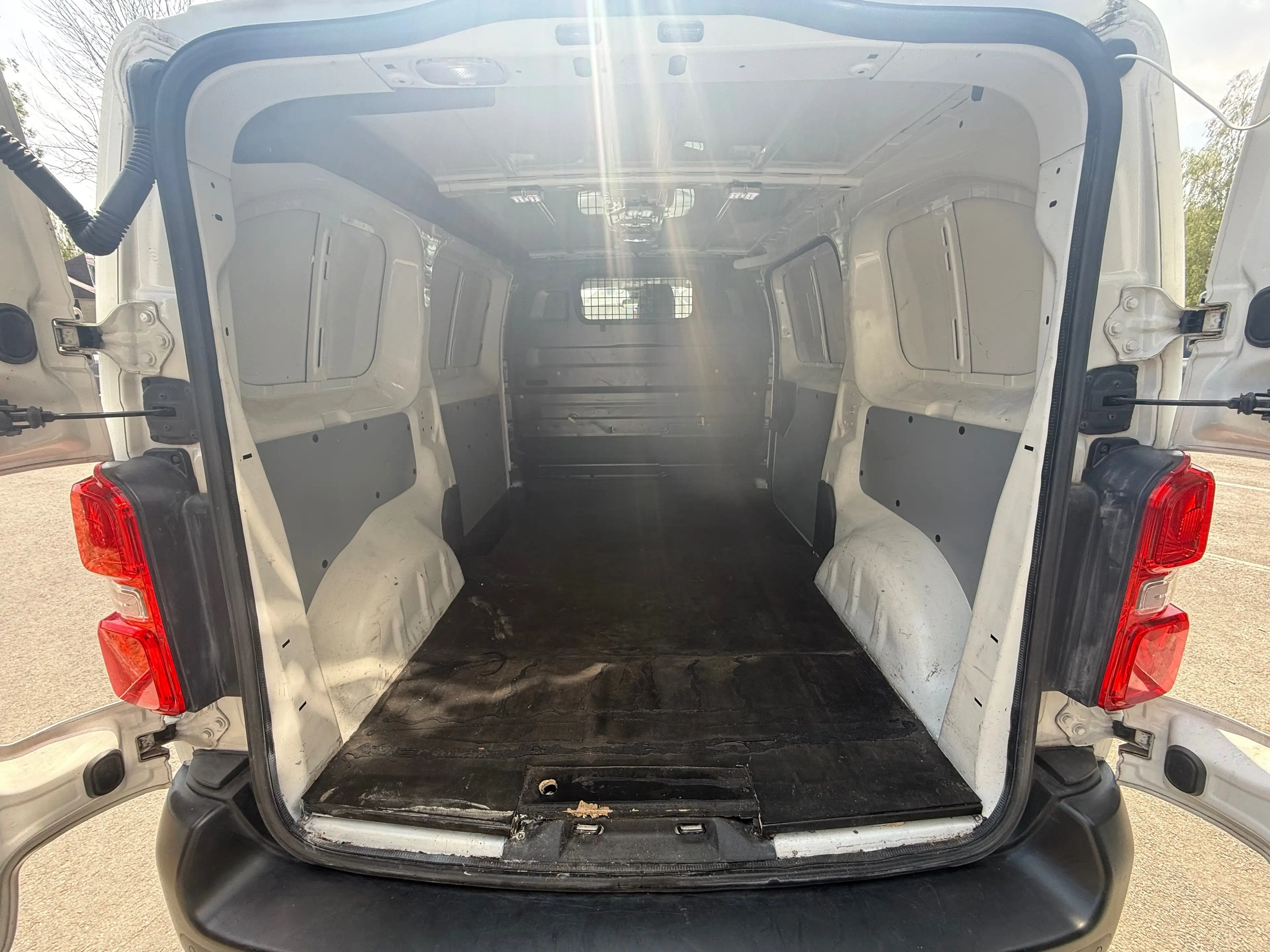 Citroen Jumpy 1.6HDi RADARS,CLIM,RADIO,CRUISE… — photo 8