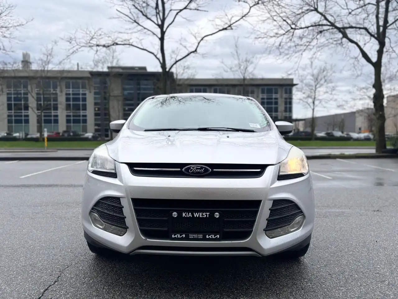 Ford Escape снимка Ford Escape