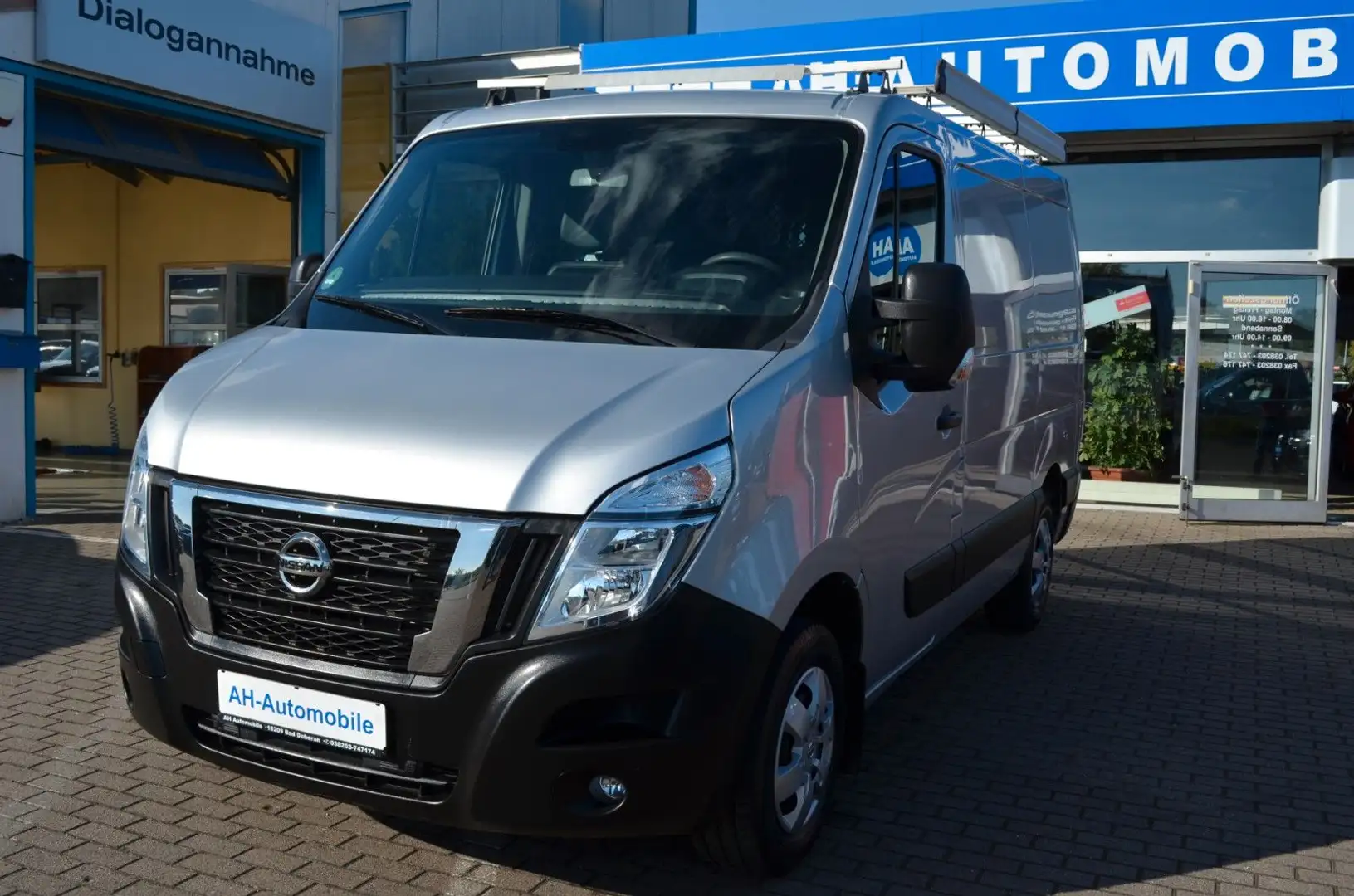 Nissan NV400 Kastenwagen L1H1 3,3t PRO KAMERA-/PDC-/1.H Gri - 1