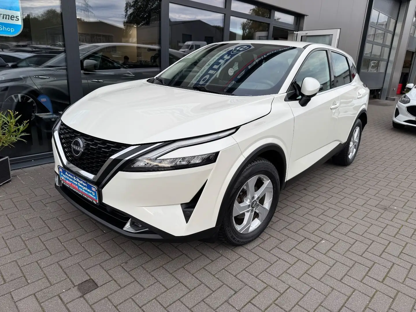 Nissan Qashqai 1.3 DIG-T Acenta*LED*ACC*KAMERA* Wit - 1