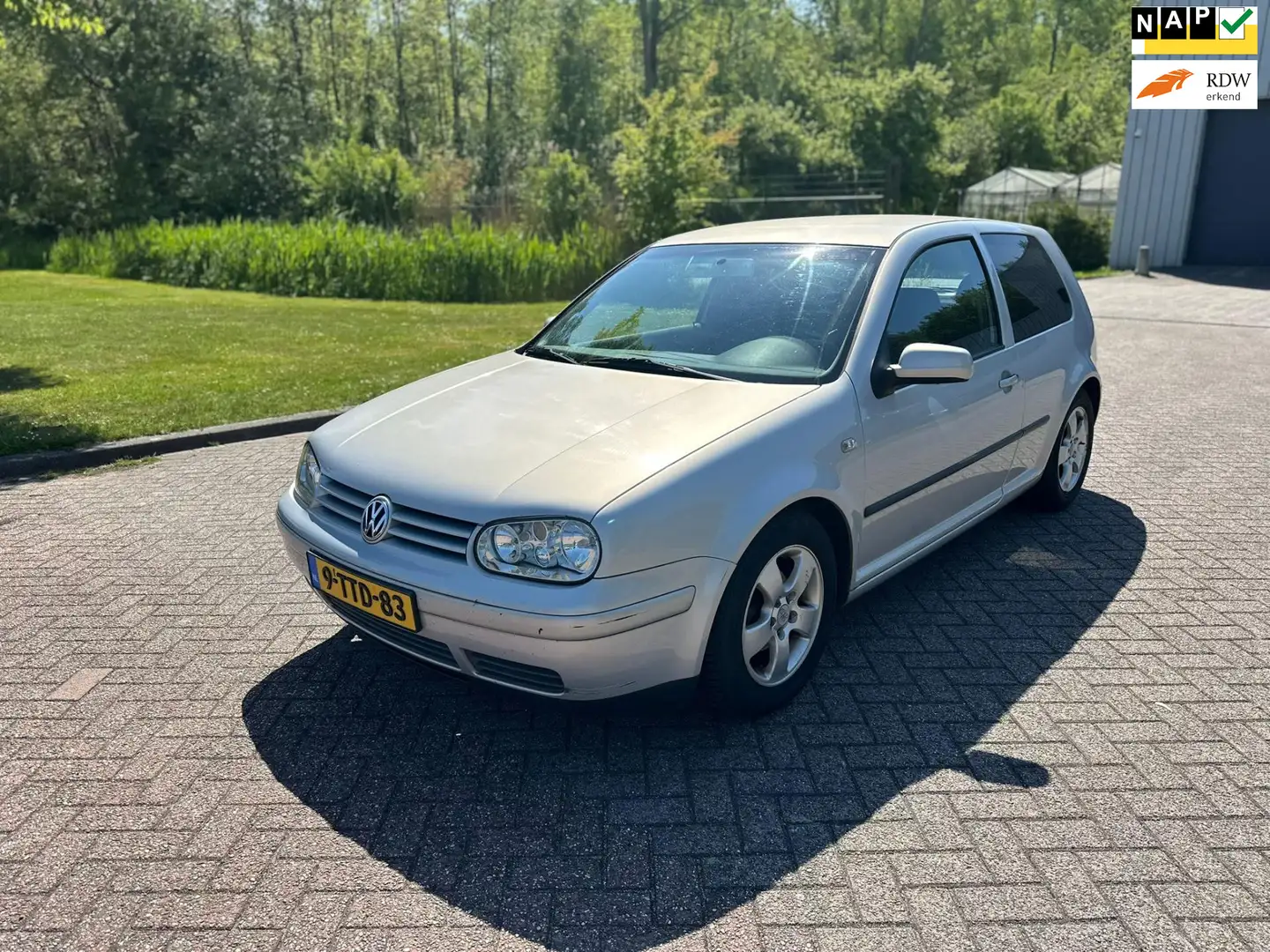 Volkswagen Golf 1.4-16V/AIRCO Grijs - 1