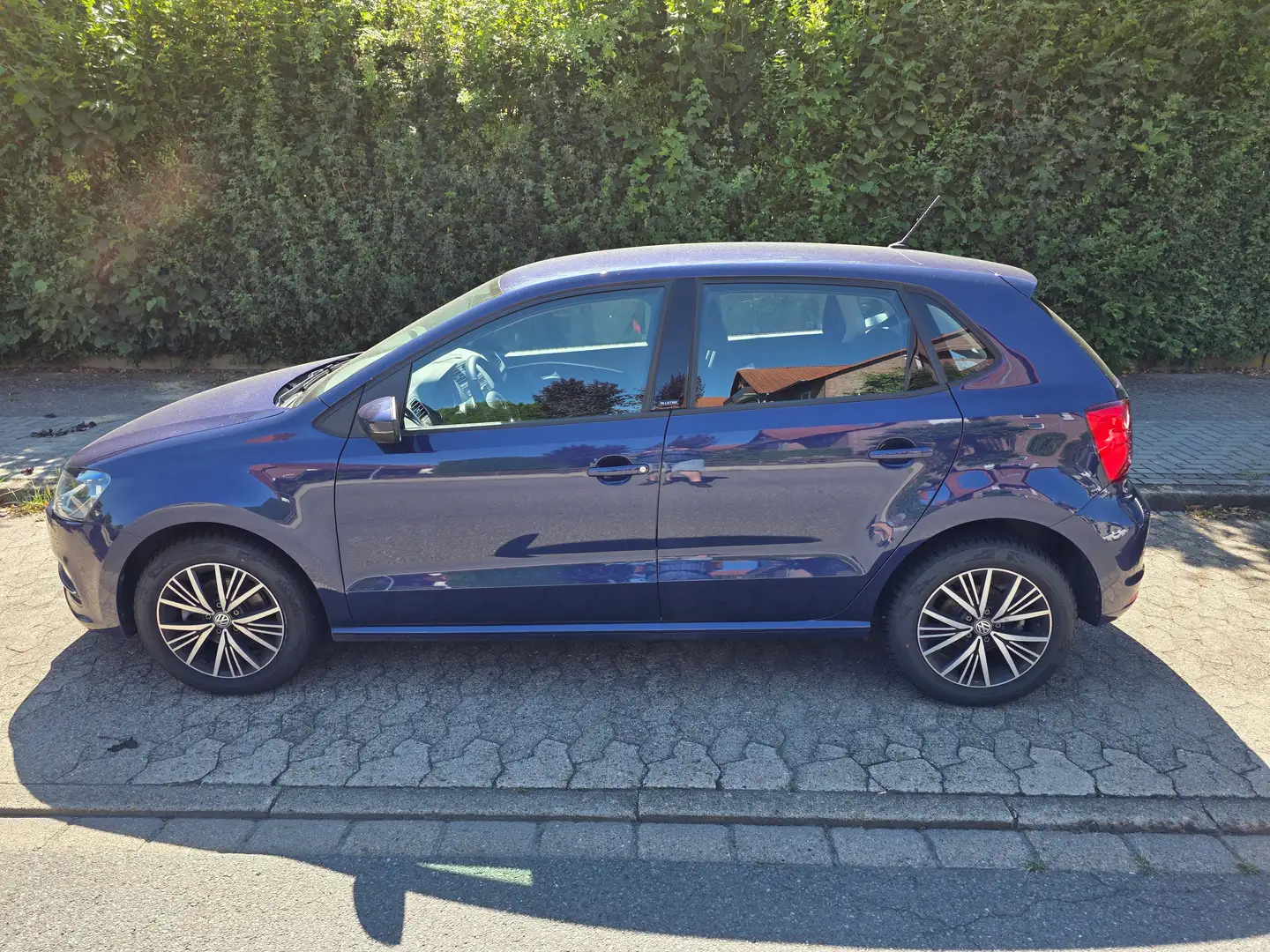 Volkswagen Polo Polo 1.2 TSI Blue Motion Technology Allstar Фиолетовый - 2