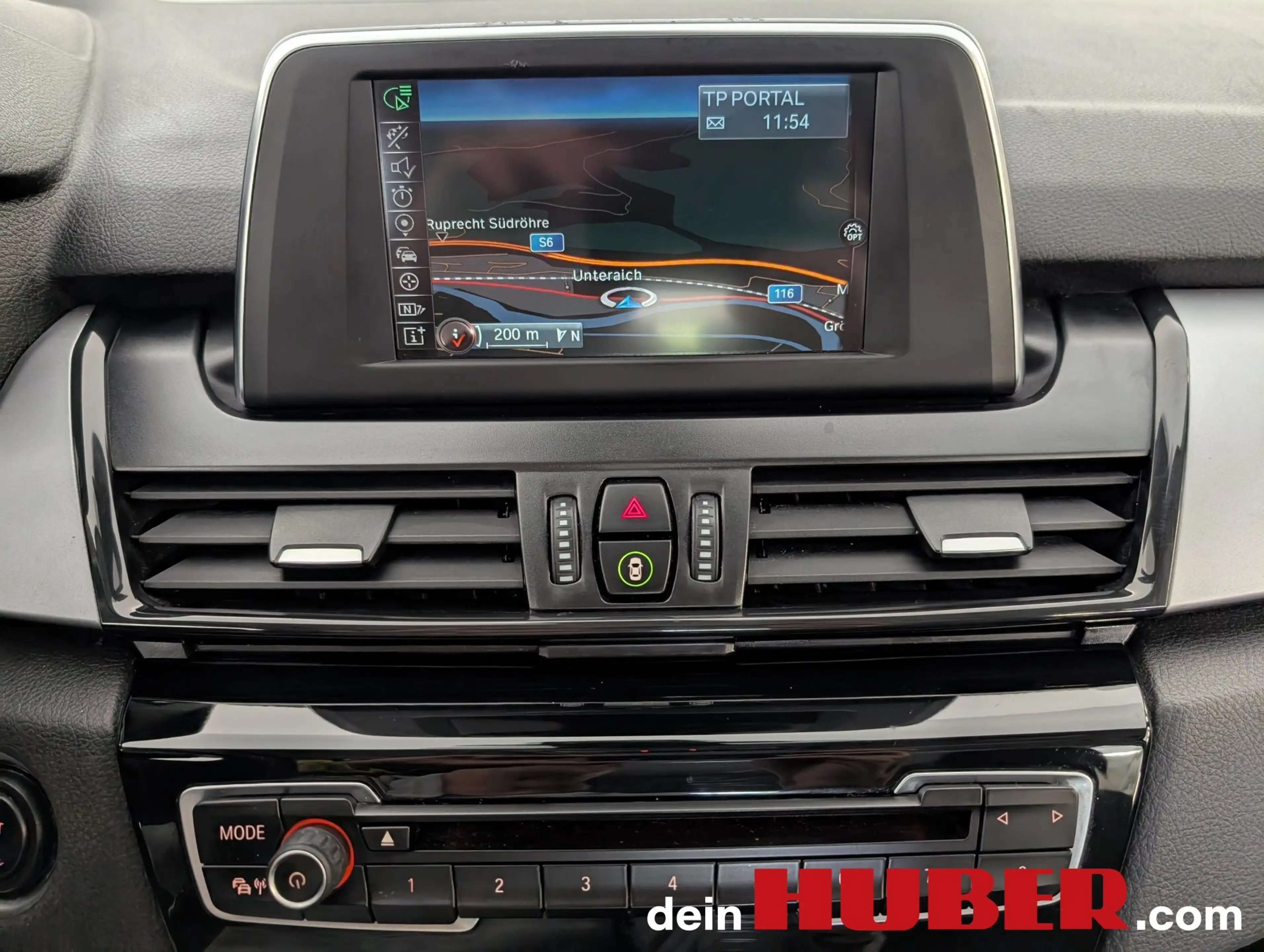 BMW 216 d — photo 15