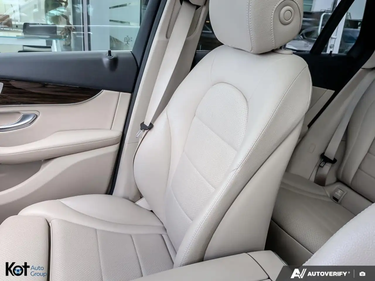 Mercedes-Benz GLC photo Mercedes-Benz GLC