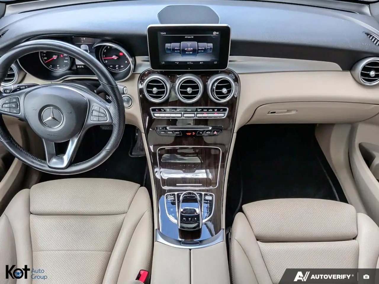 Mercedes-Benz GLC photo Mercedes-Benz GLC