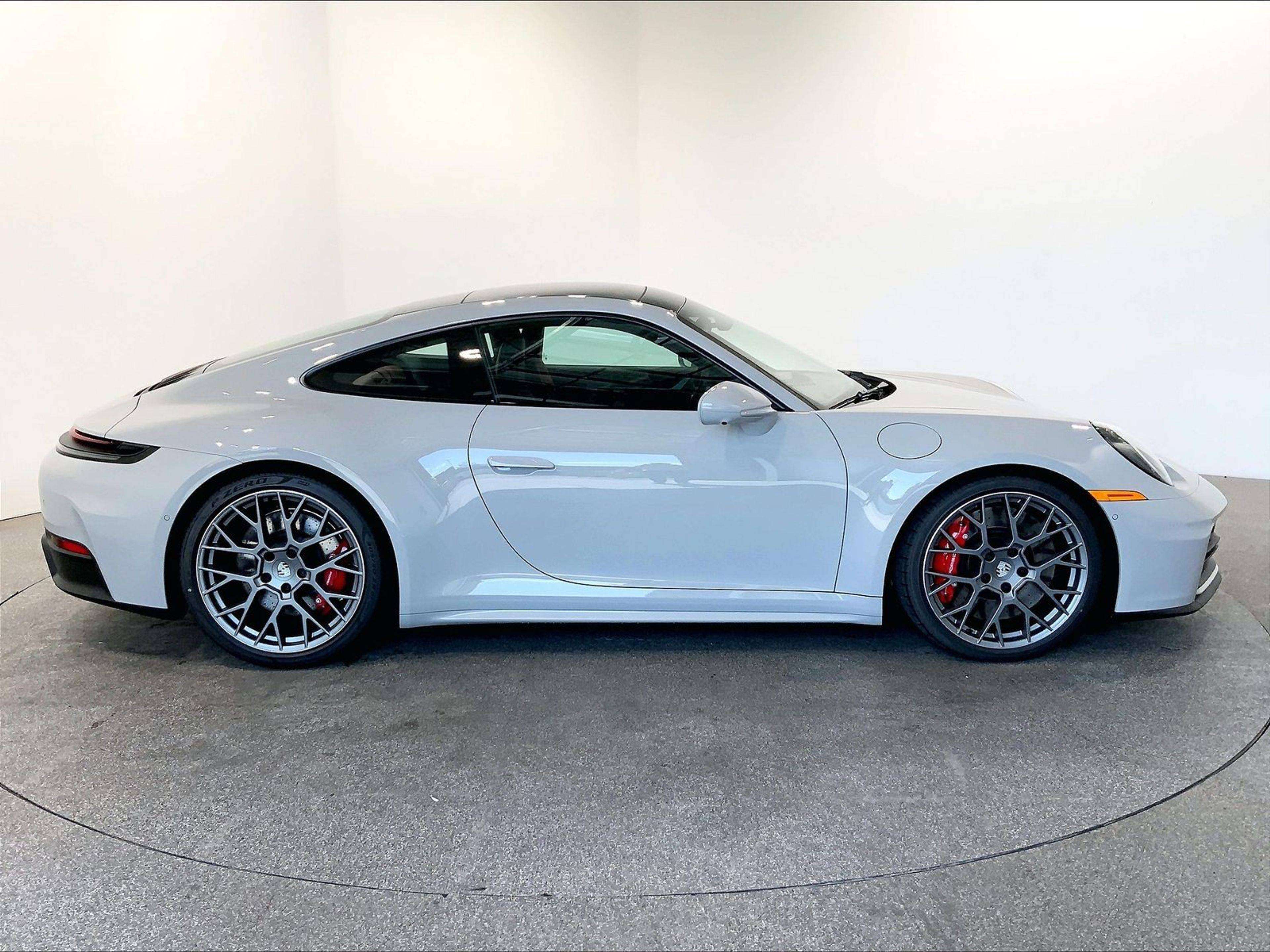 2026 Porsche 911 — снимка 1