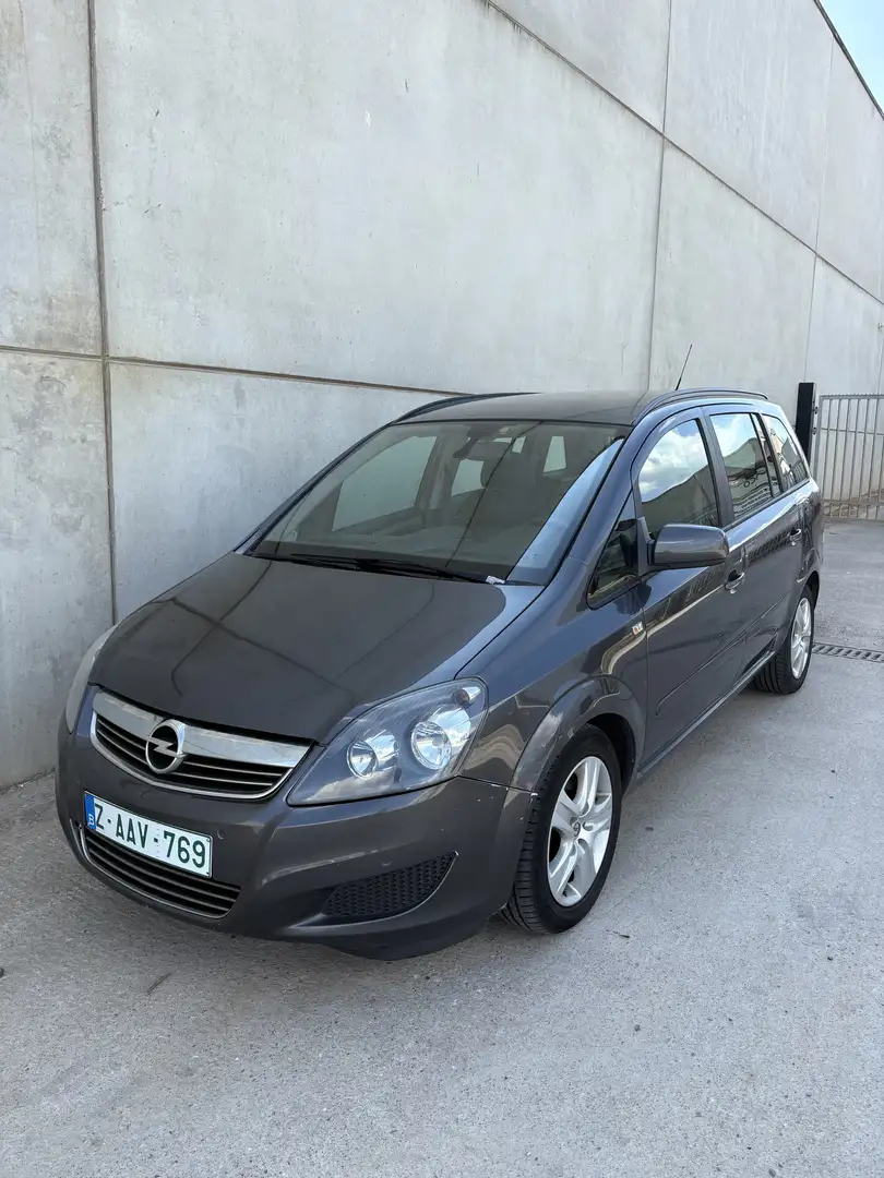 Opel Zafira 1.7 CDTi Cosmo DPF - 1