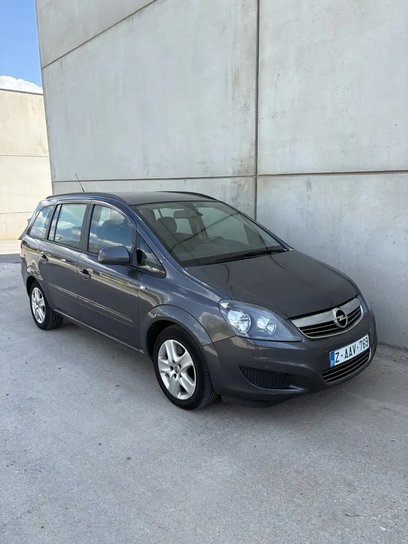 Opel Zafira 1.7 CDTi Cosmo DPF - 2