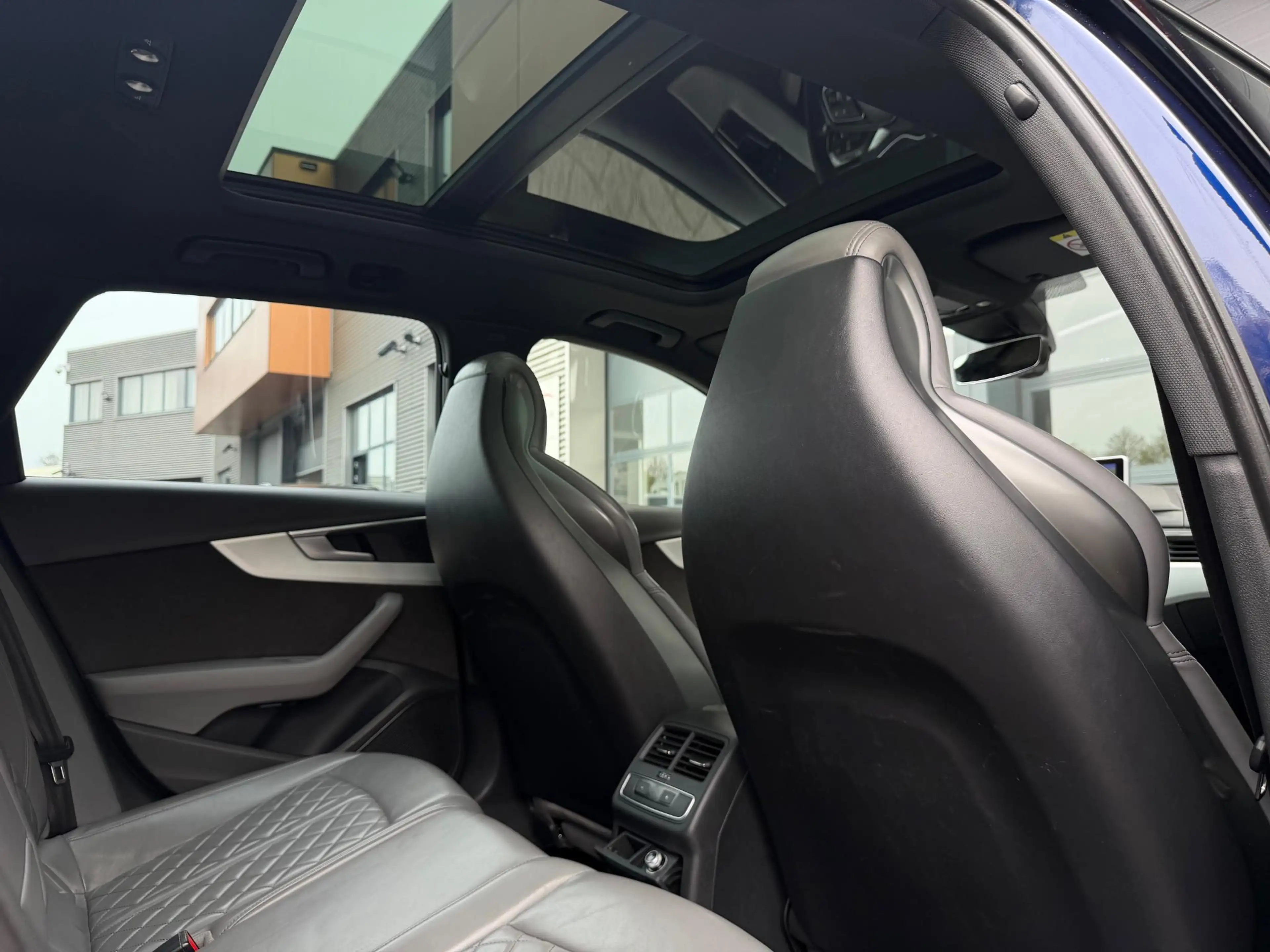 Audi S4 Avant 3.0 TFSI Quattro Pano RS Stoelen — photo 7