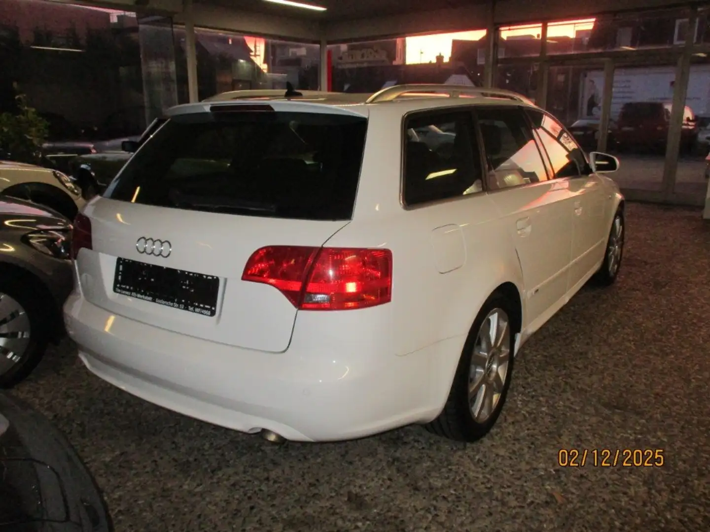 Audi A4 Avant "S line" 2.0 TDI (125kW) Weiß - 1
