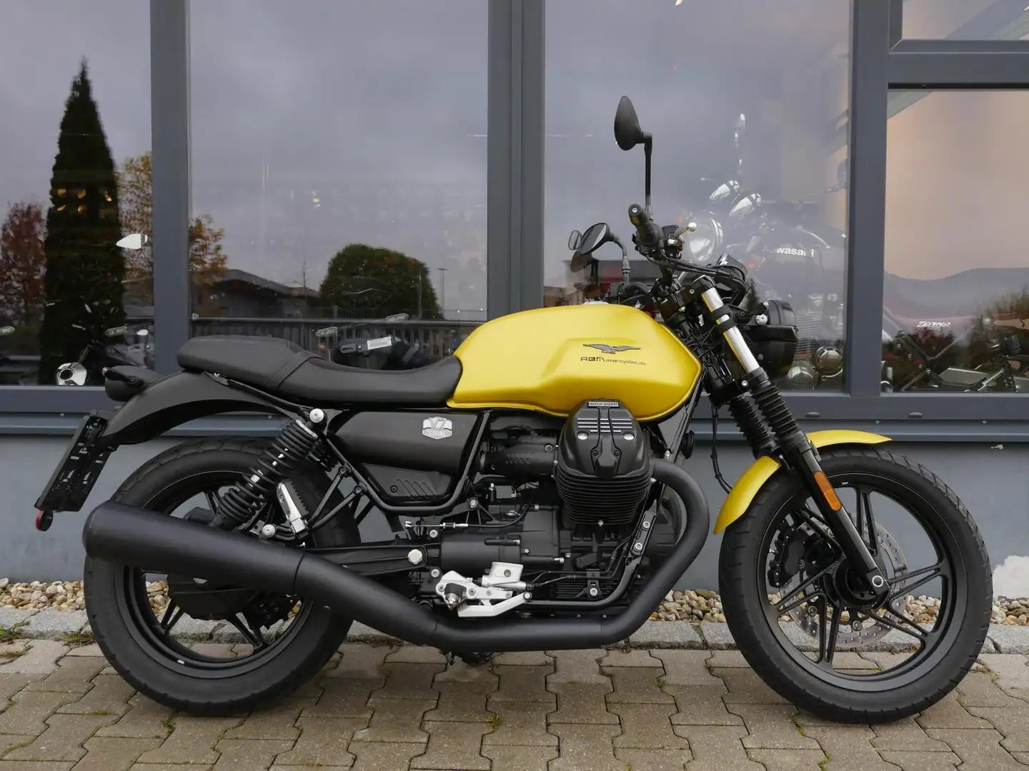 Moto Guzzi V 7 Stone - 1. Hand - TOP - 1