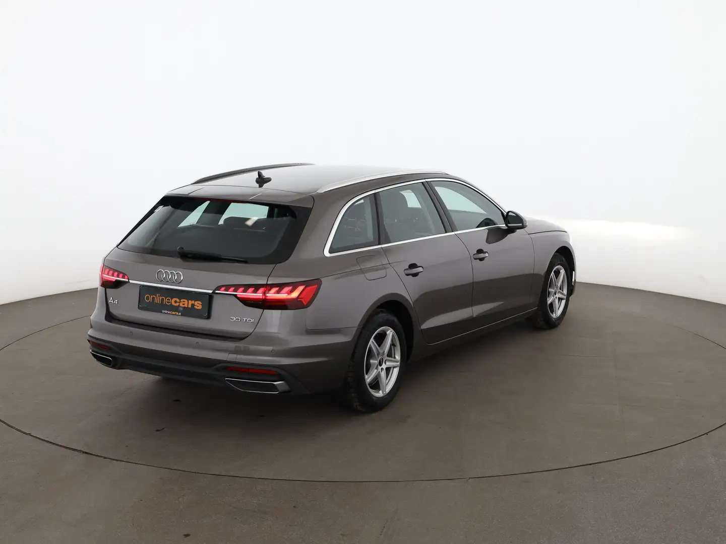 Audi A4 Avant 30 TDI Aut LED DIGITAL-TACHO LEDER NAVI Grau - 2