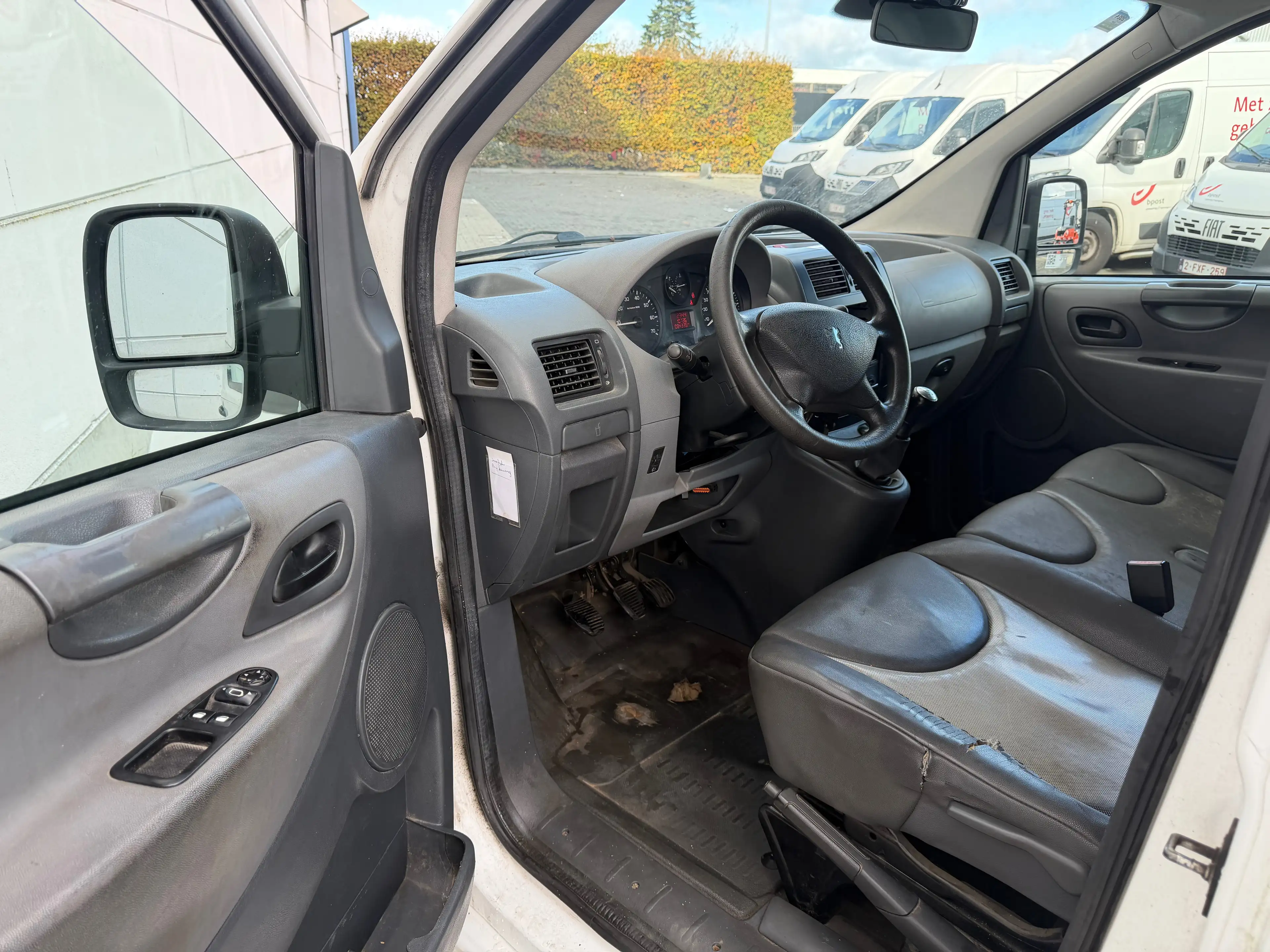 Peugeot Expert 1.6 HDi L2H1 Relax — photo 8
