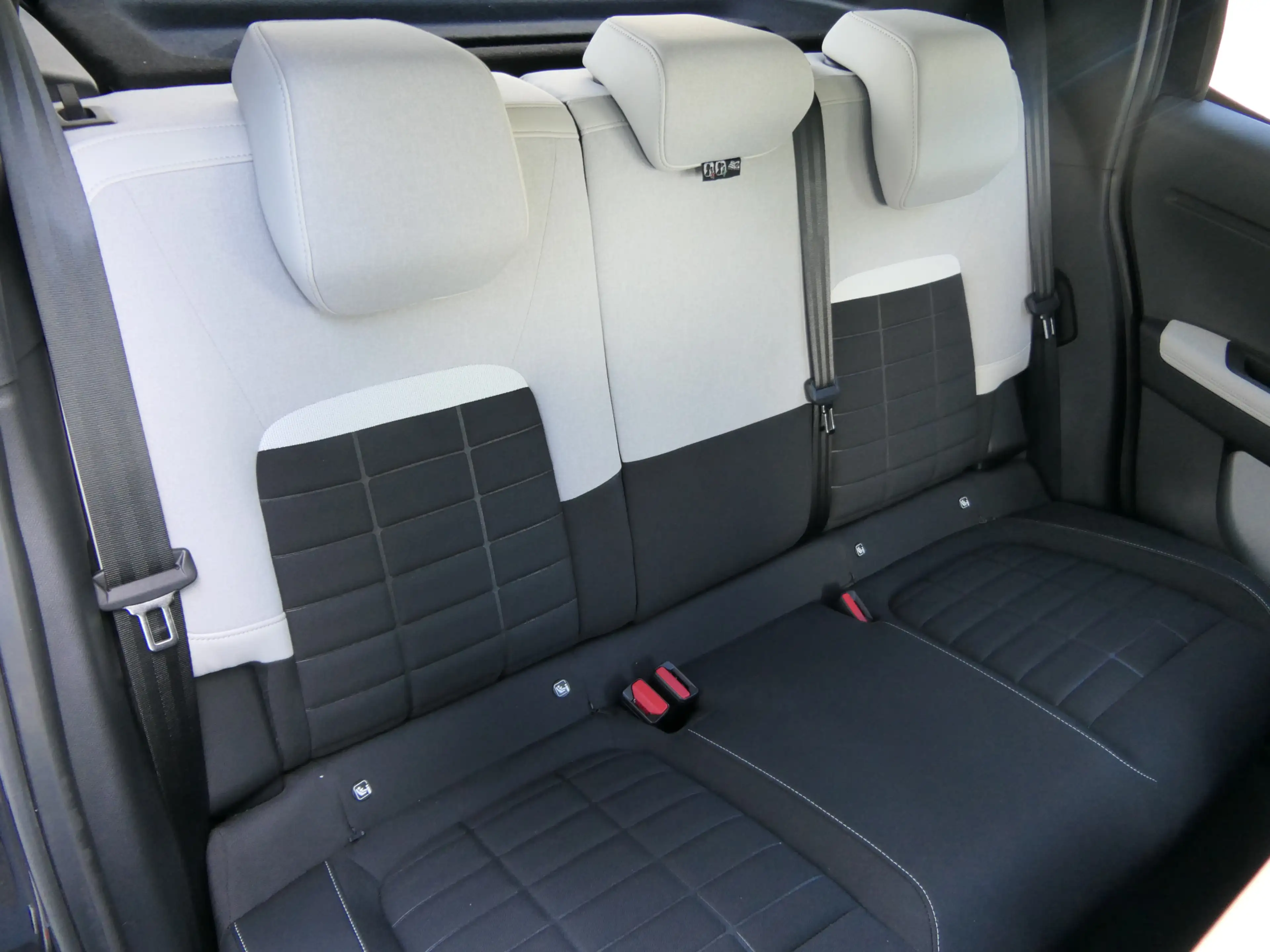 Citroen E-C3 Max 113pk 44 kWh | 100% elektrisch | DAB | Camera — photo 18