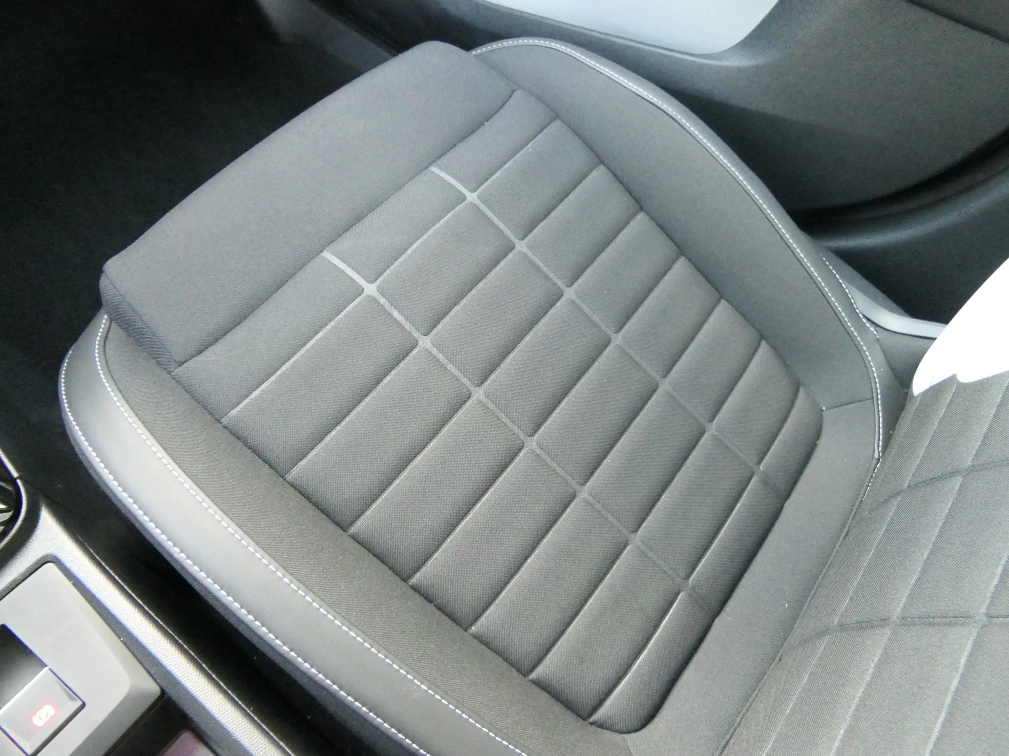 Citroen E-C3 Max 113pk 44 kWh | 100% elektrisch | DAB | Camera — photo 17