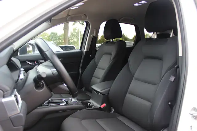 Mazda CX-5 view 4