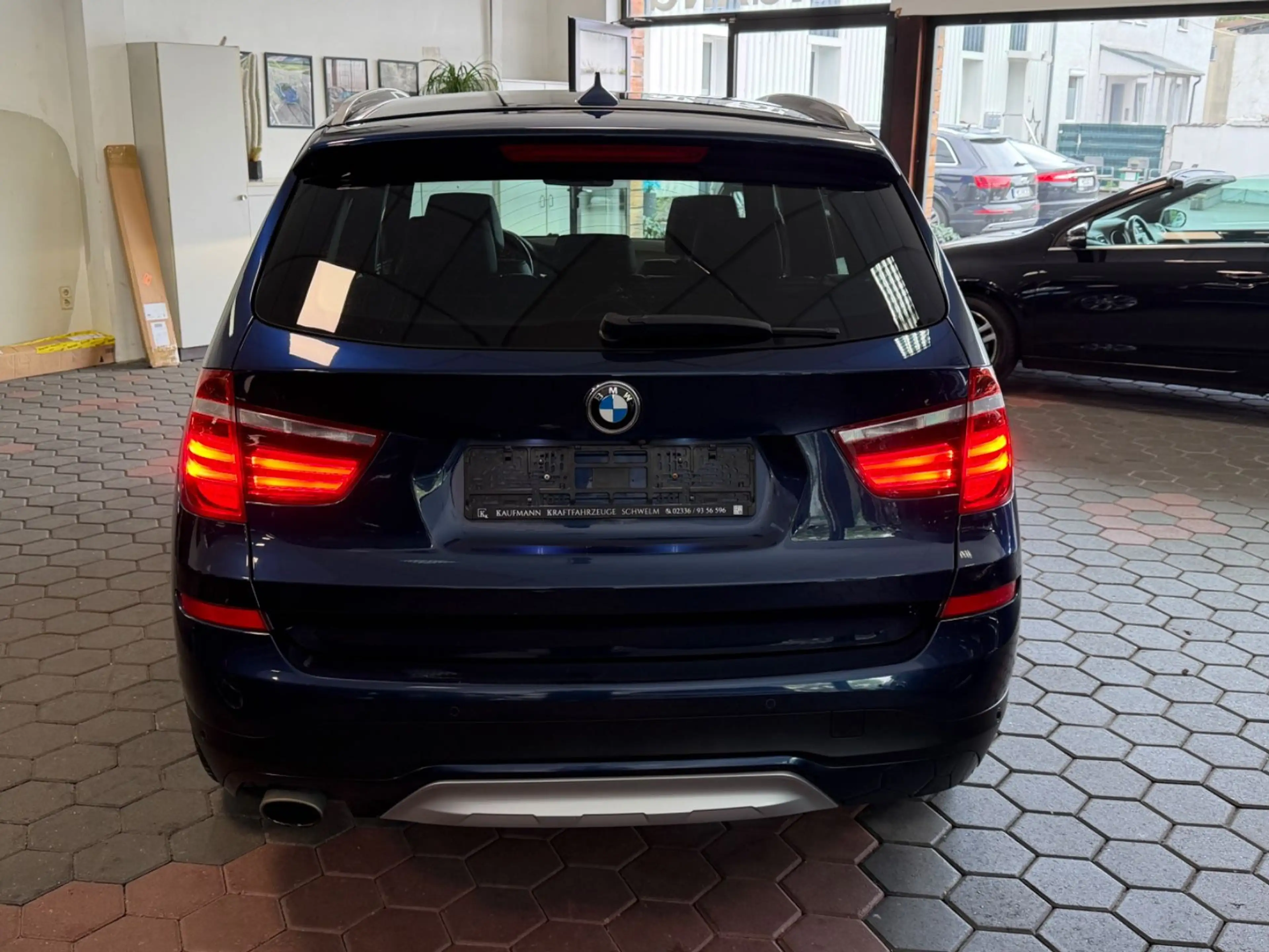 BMW X3 18d xLine*AUTOMATIK*ACC*XENON*LEDER*KEYLESS* — photo 3