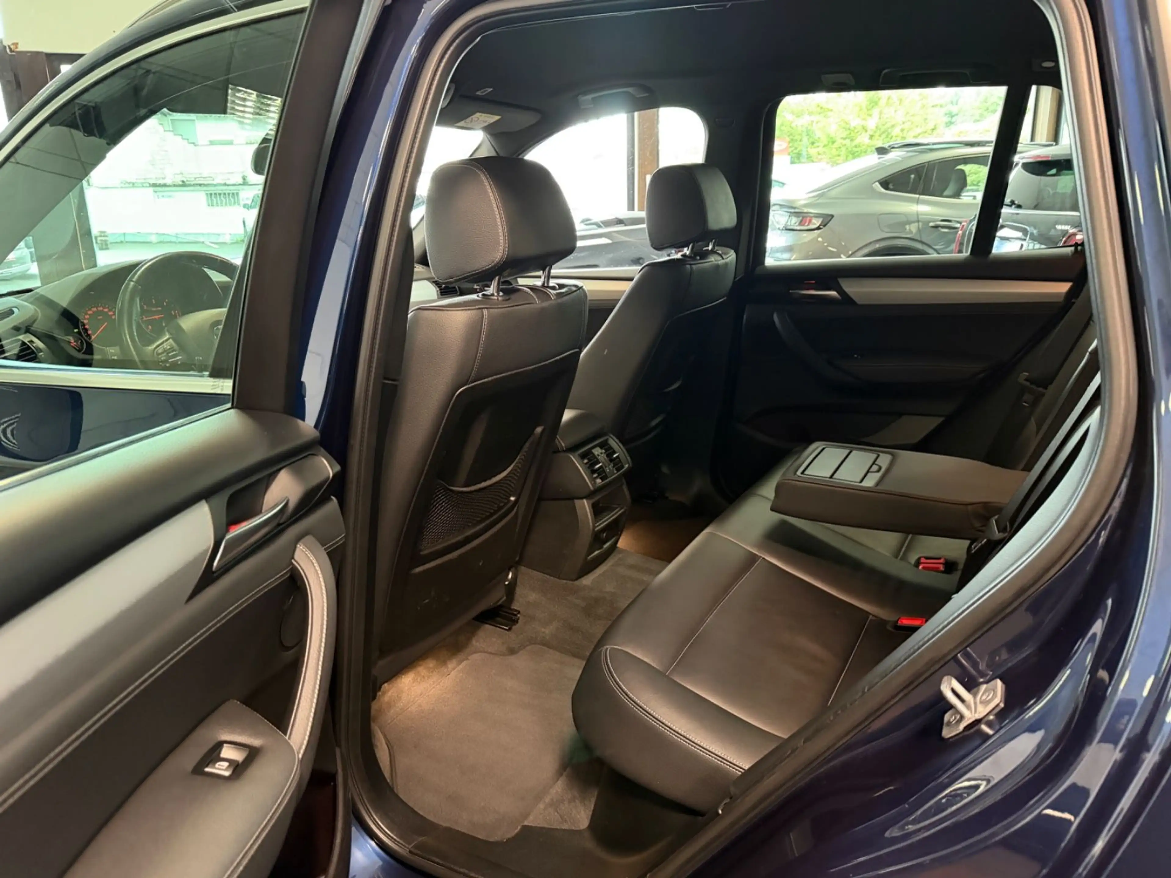 BMW X3 18d xLine*AUTOMATIK*ACC*XENON*LEDER*KEYLESS* — photo 12