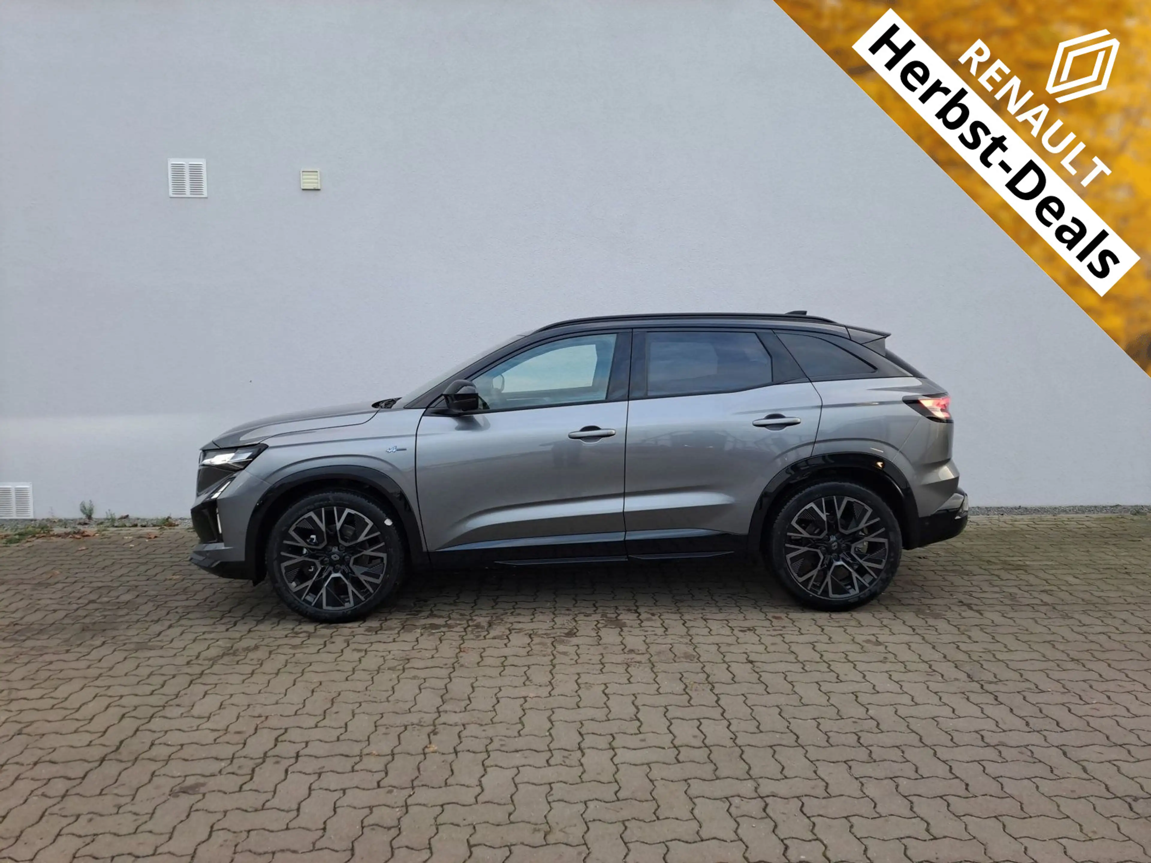 Renault Austral 1.2 E-TECH Hybrid 200 Esprit Alpine Herb — photo 3