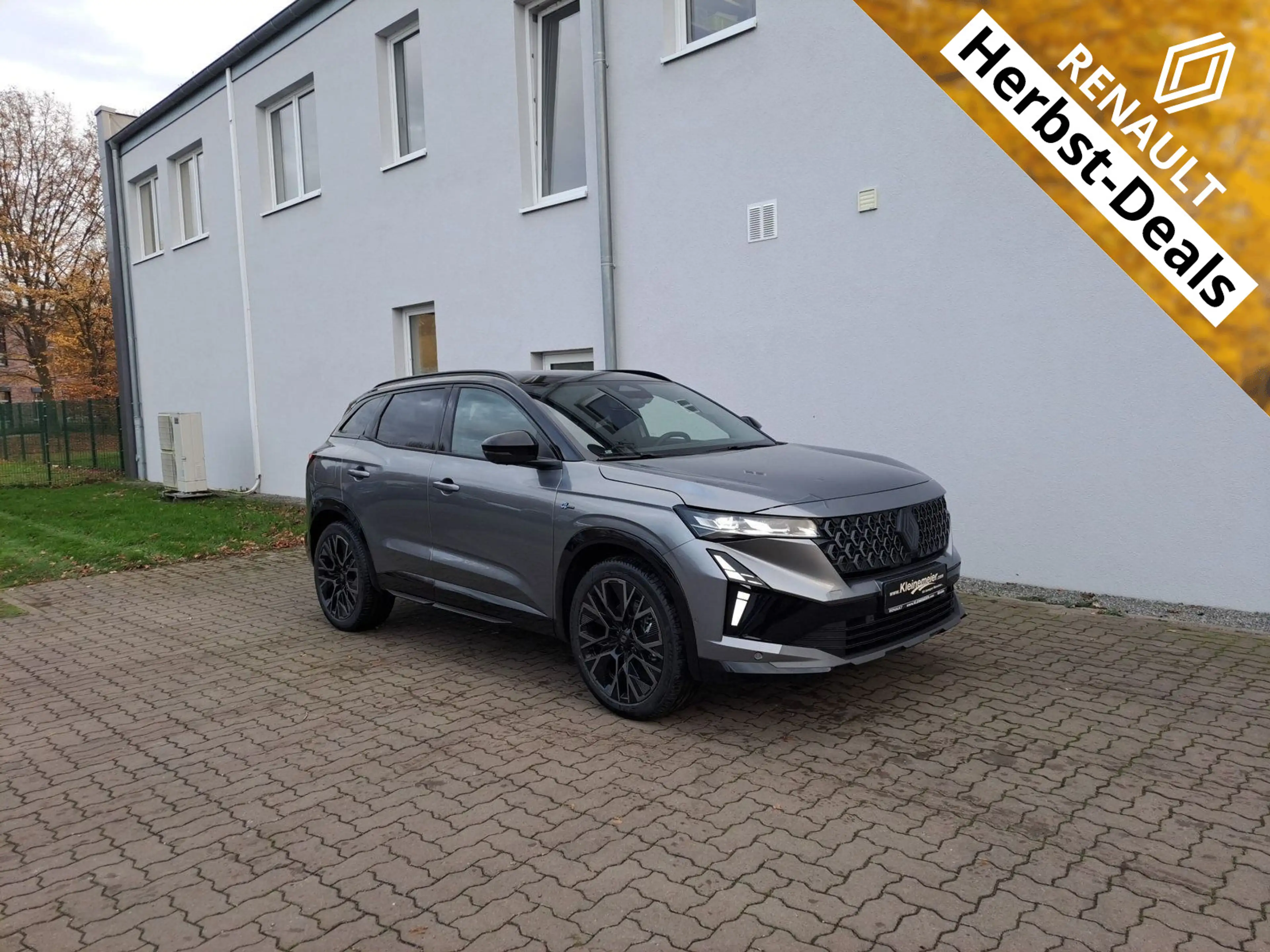 Renault Austral 1.2 E-TECH Hybrid 200 Esprit Alpine Herb — photo 6