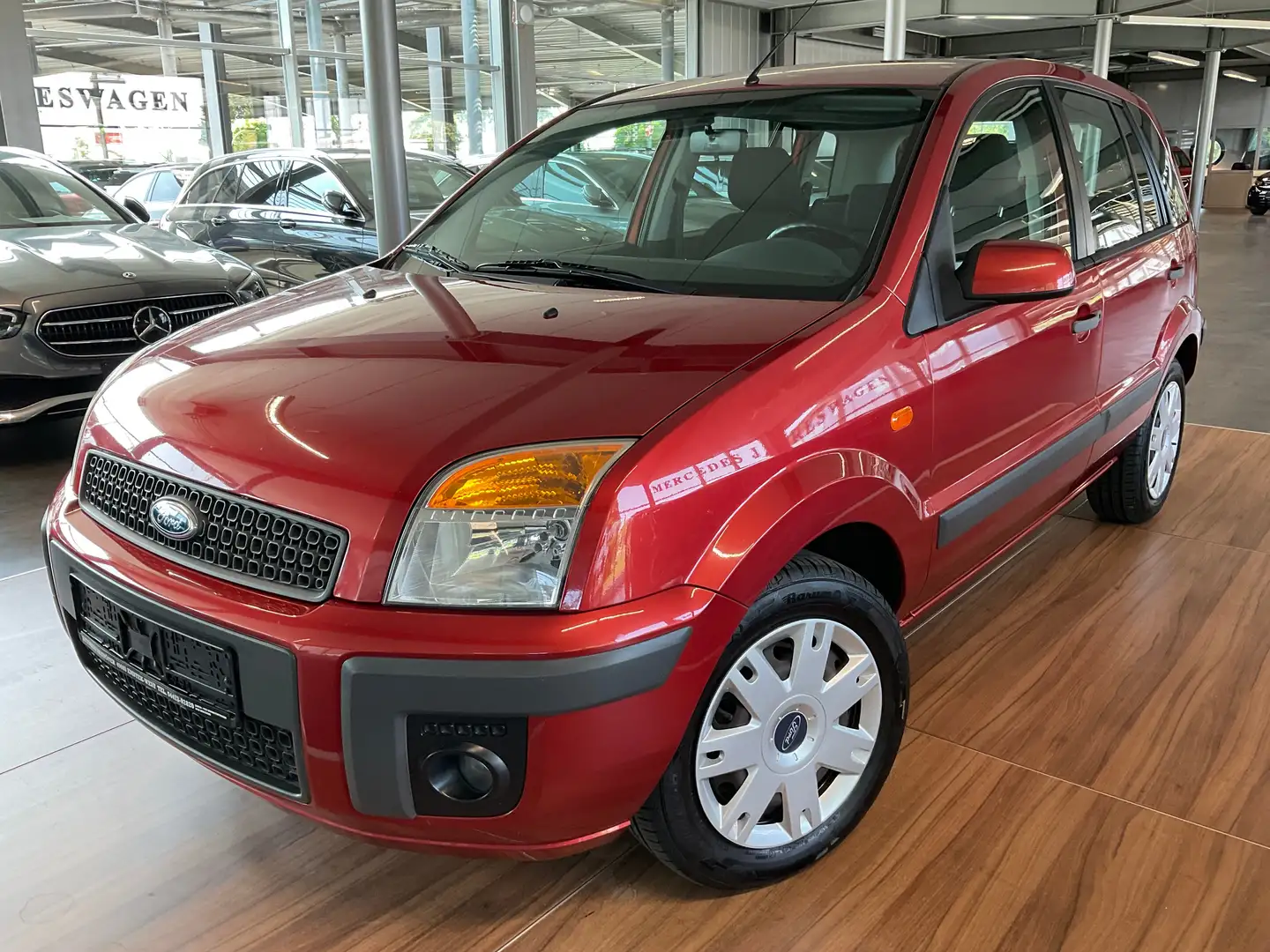 Ford Fusion Fusion 1.4 Style KLIMA/AHK/AUX Rot - 1