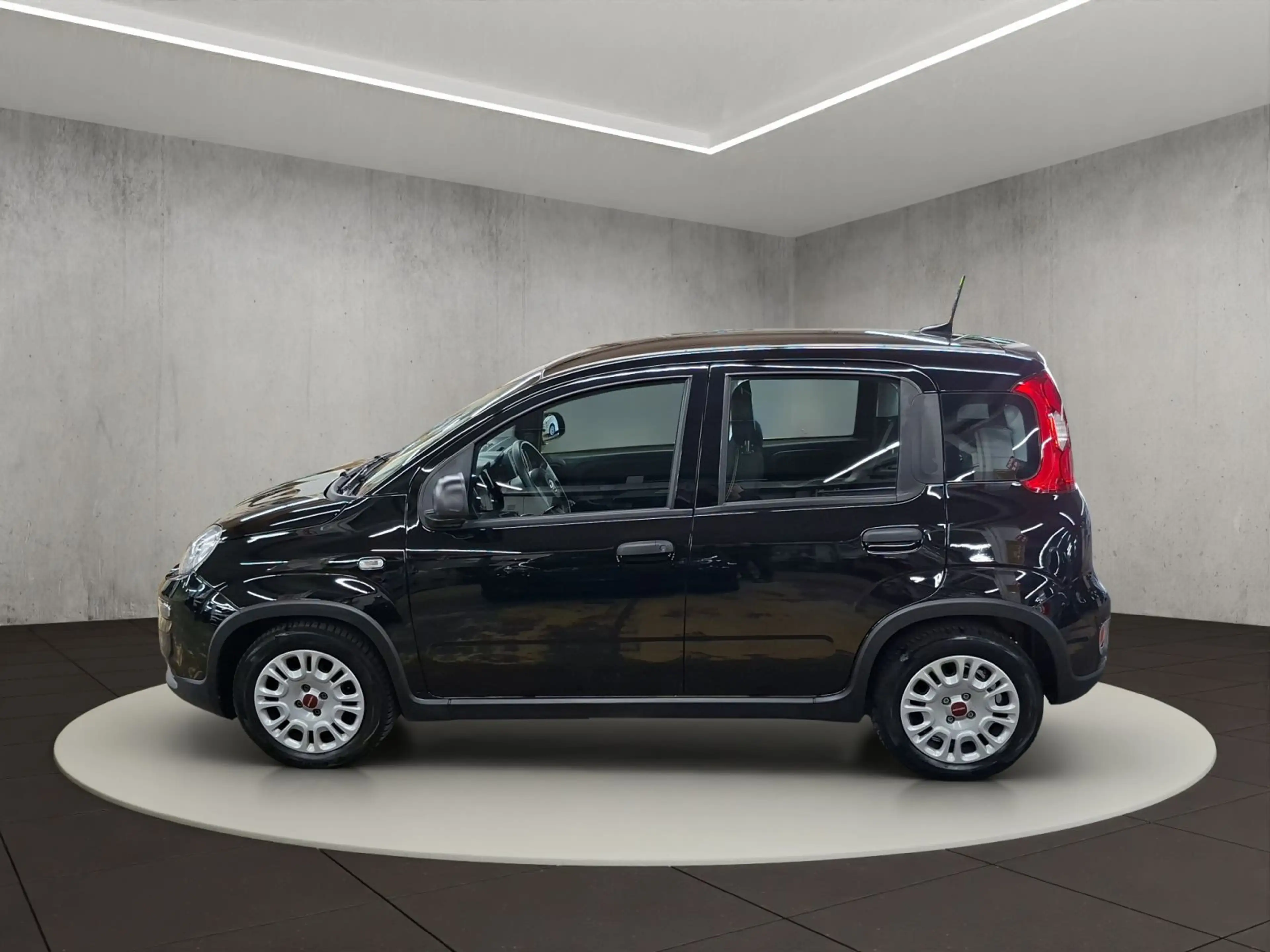 Fiat Panda 1.0 GSE Hybrid-Benzin — photo 2