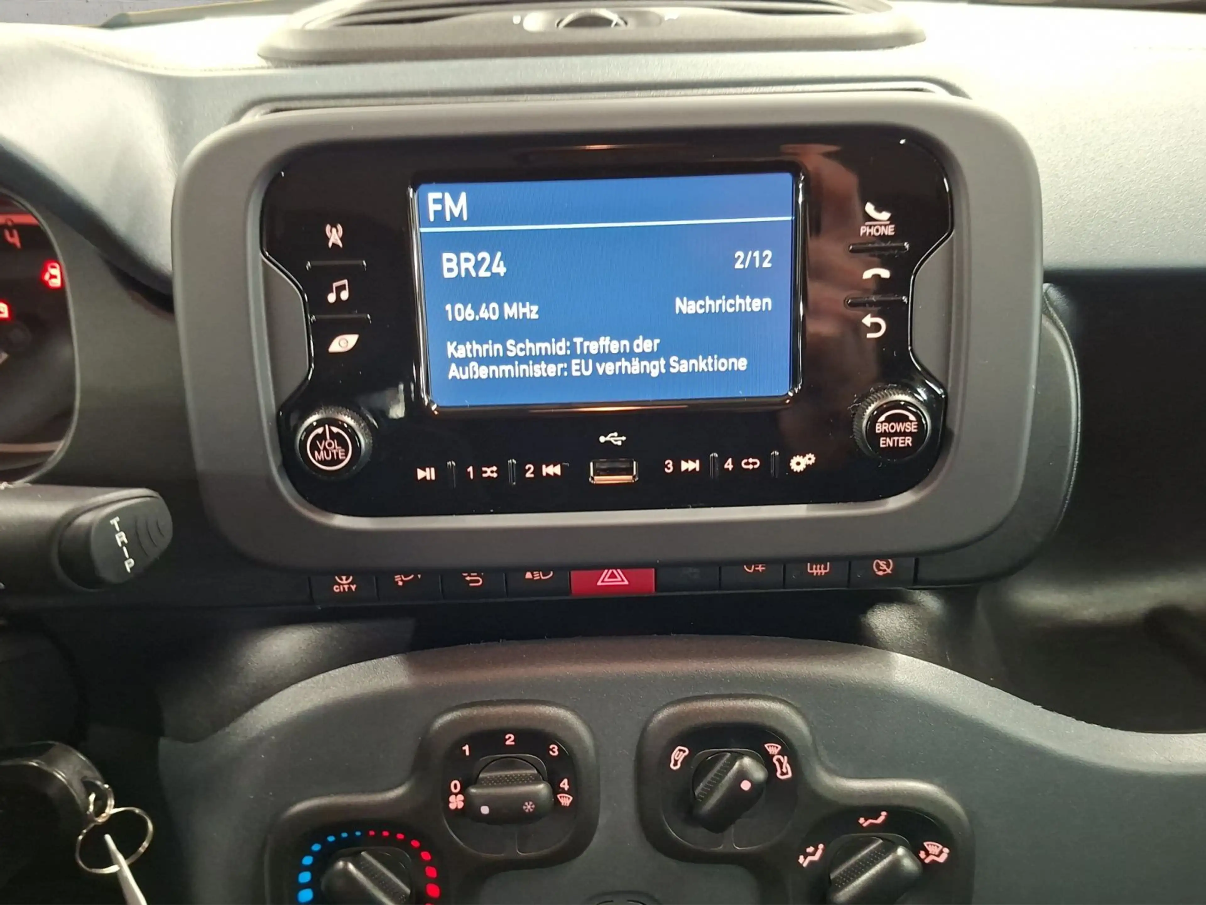 Fiat Panda 1.0 GSE Hybrid-Benzin — photo 15