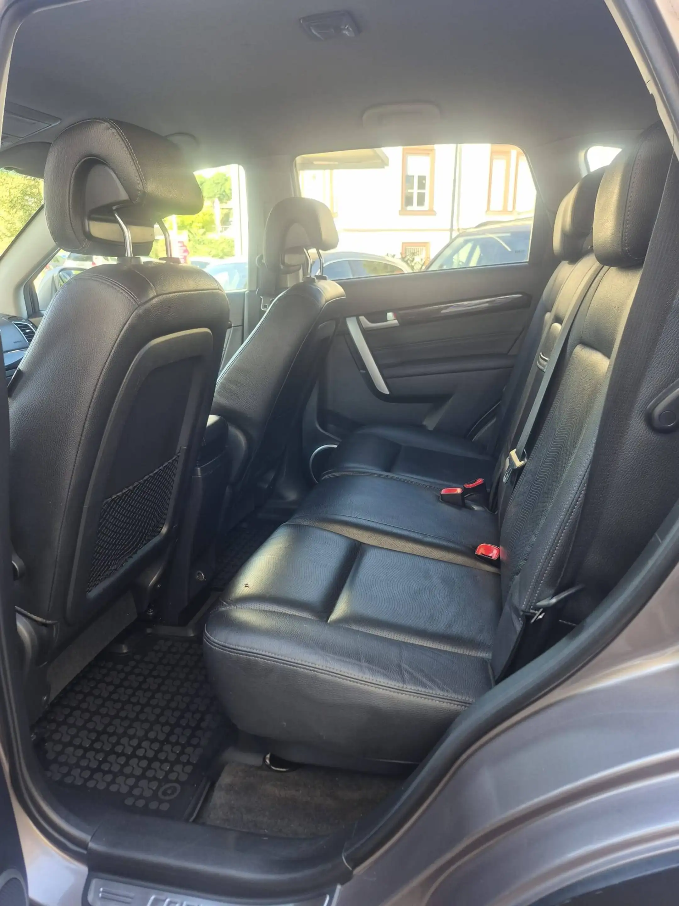 Chevrolet Captiva 2.2 D LT — photo 10