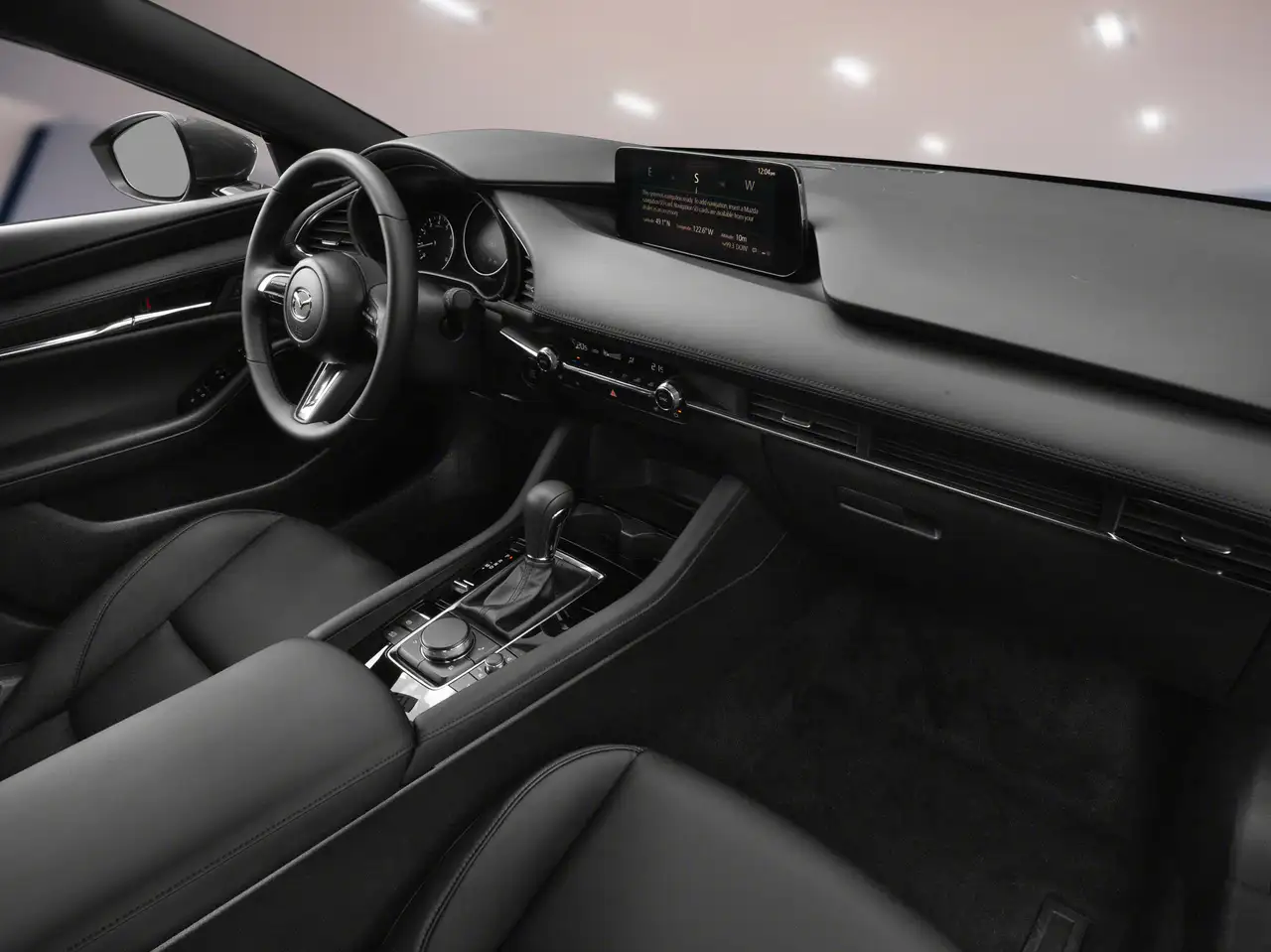 Mazda 3 снимка Mazda 3