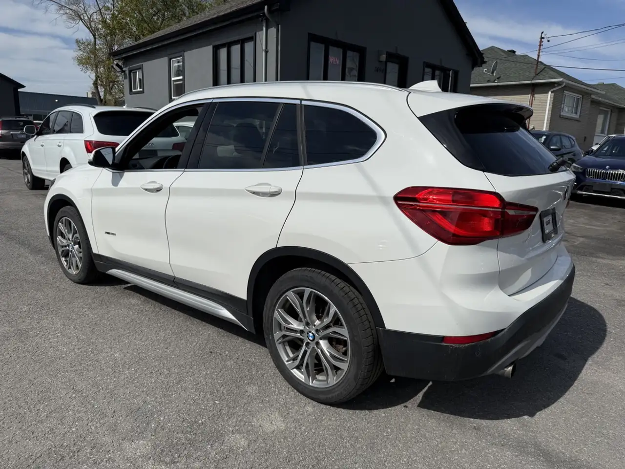 BMW X1 снимка BMW X1