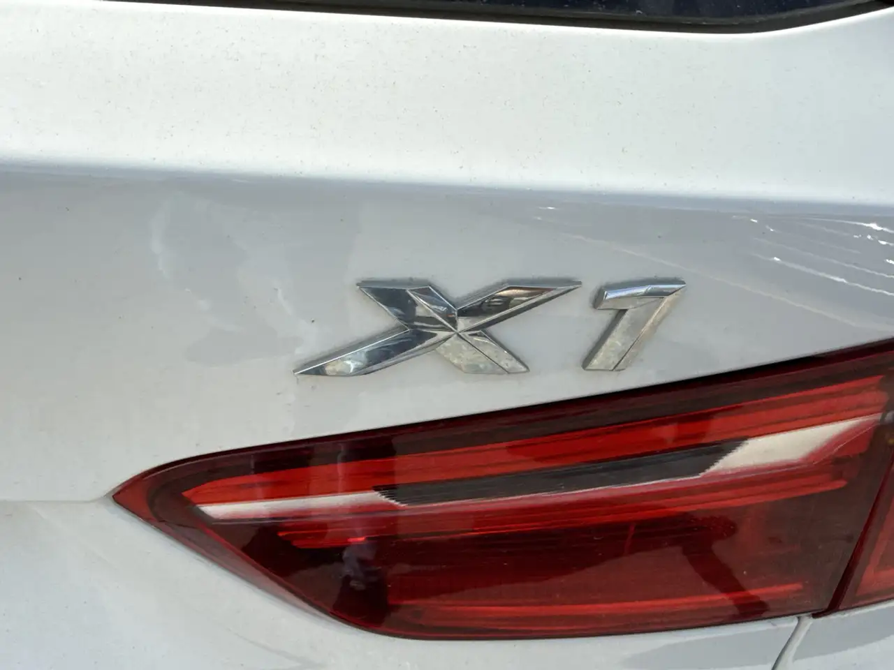 BMW X1 снимка BMW X1