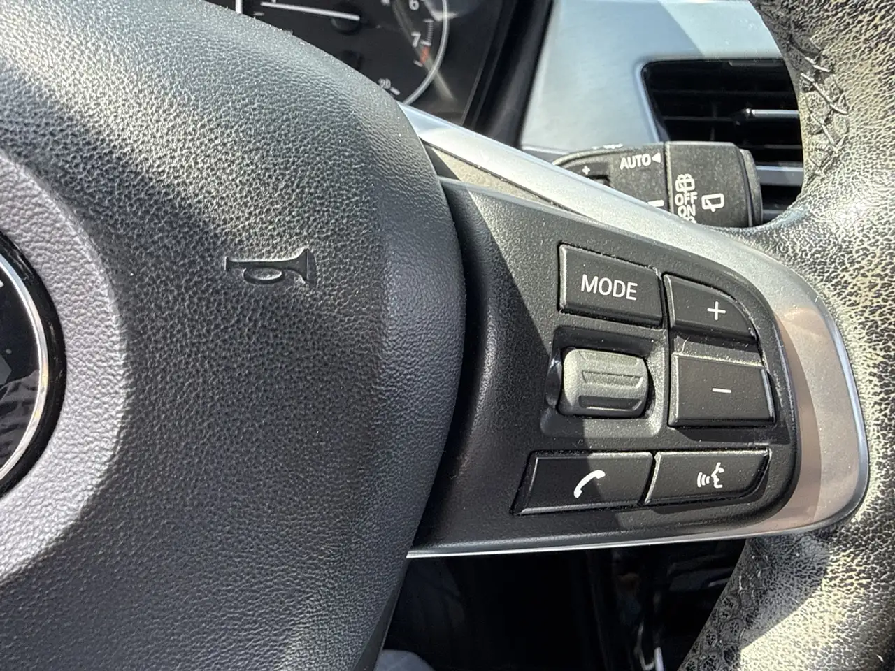 BMW X1 снимка BMW X1