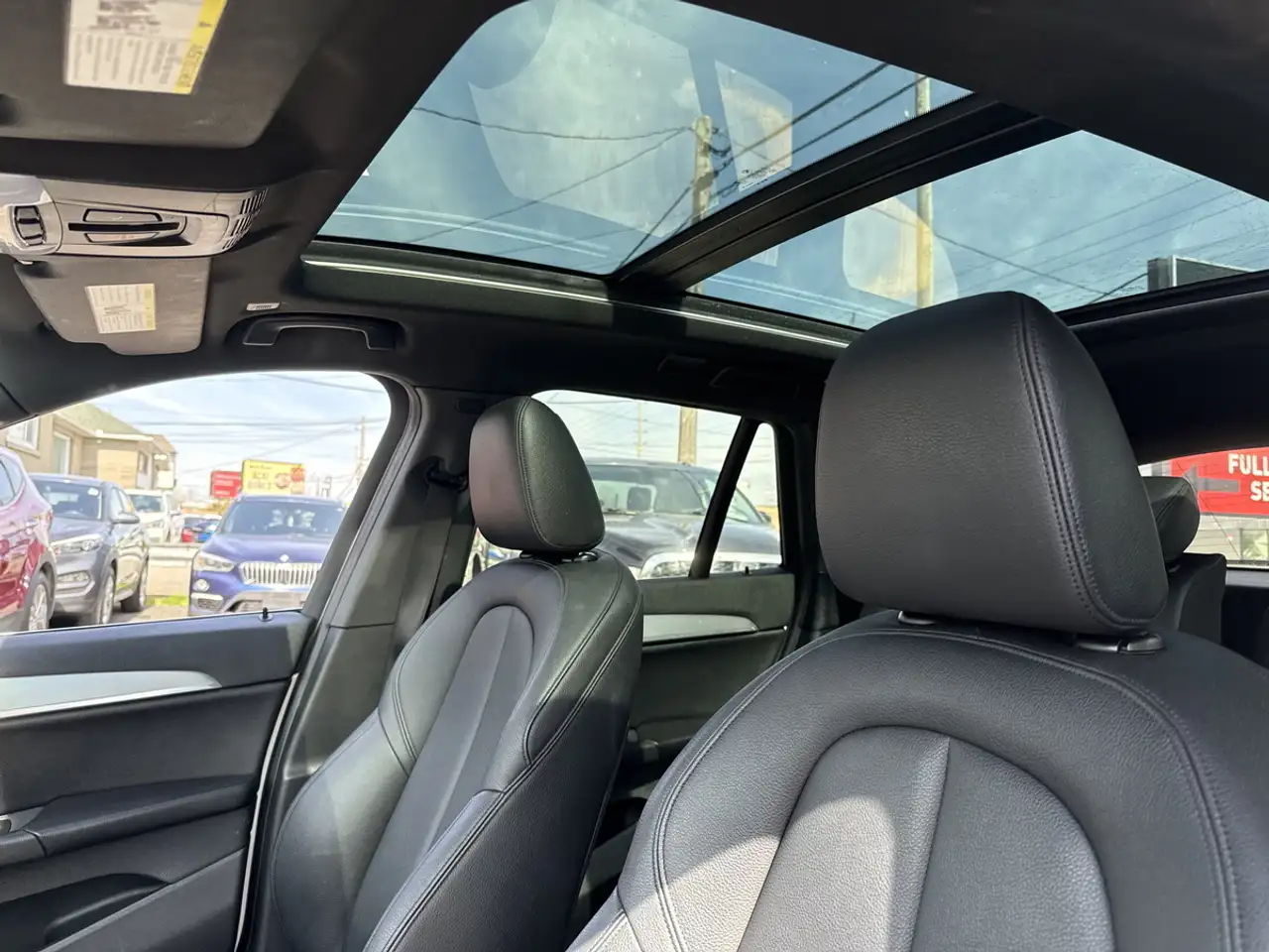BMW X1 снимка BMW X1
