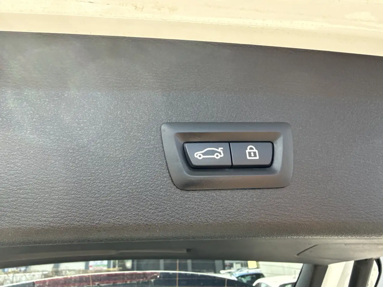 BMW X1 снимка BMW X1