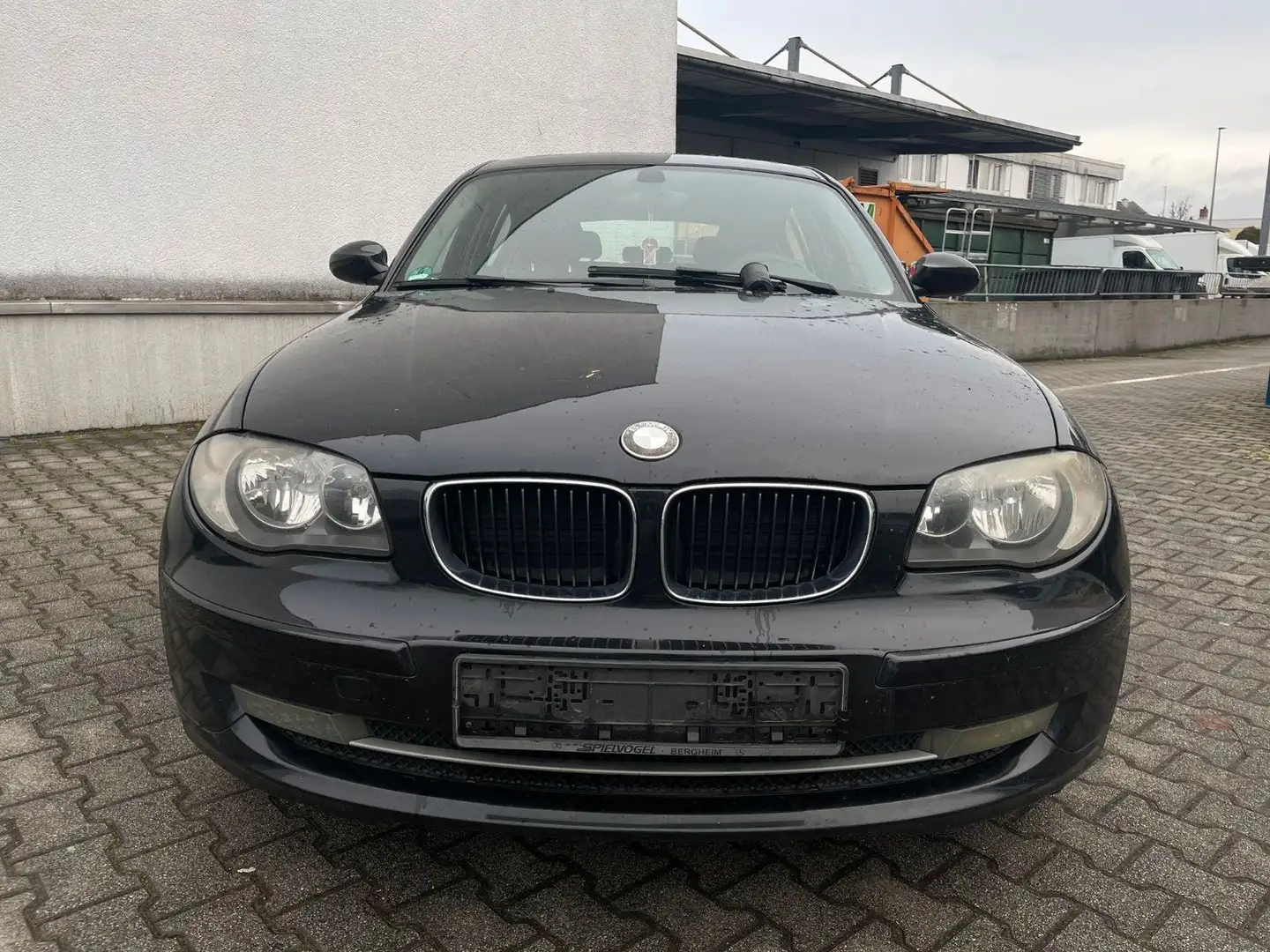BMW 120 d KLIMAAUT.|SHZ|PDC|ALU|NAVI| Schwarz - 2
